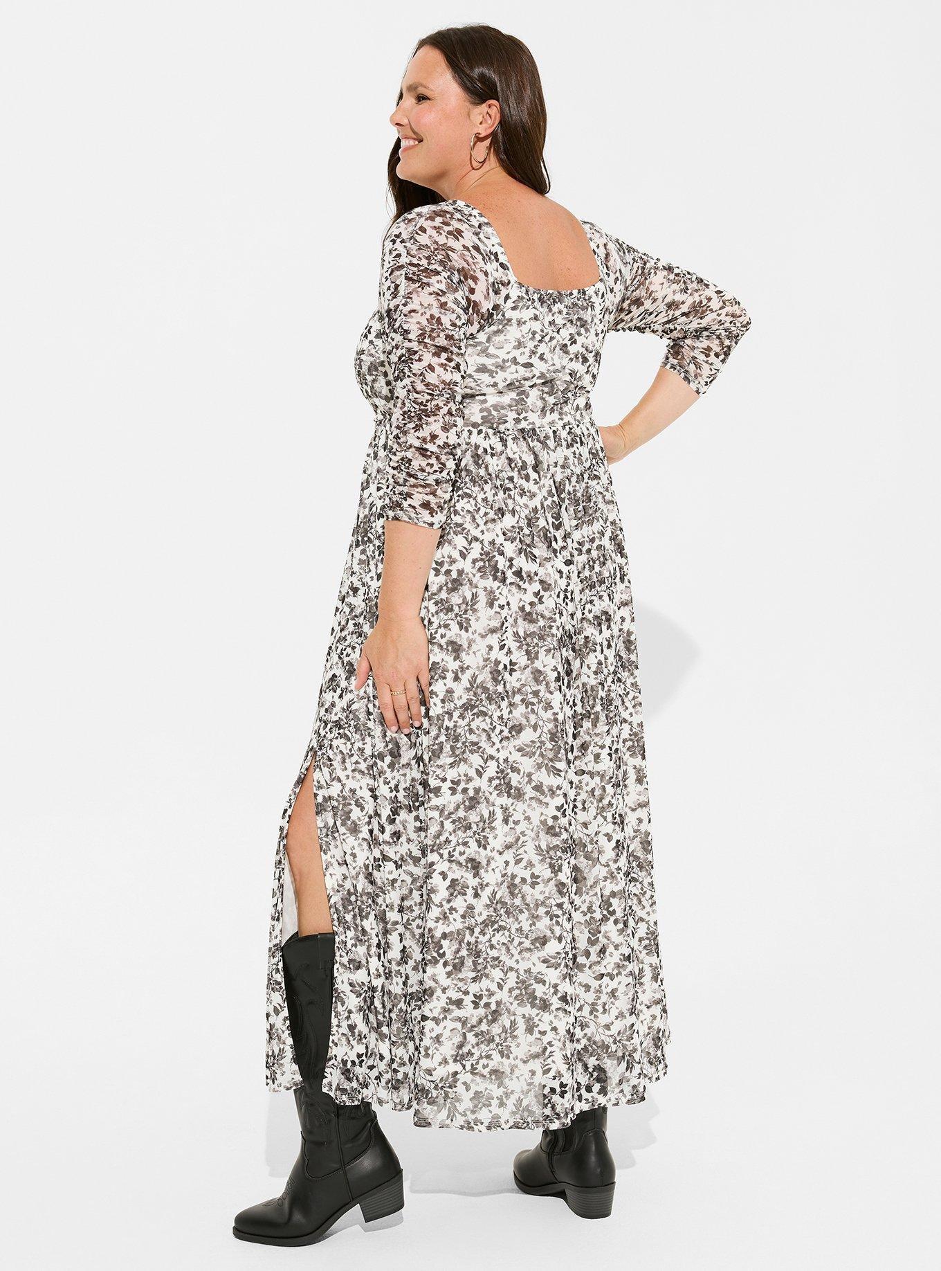 Plus Size Ditsy Floral Print Maxi Dress