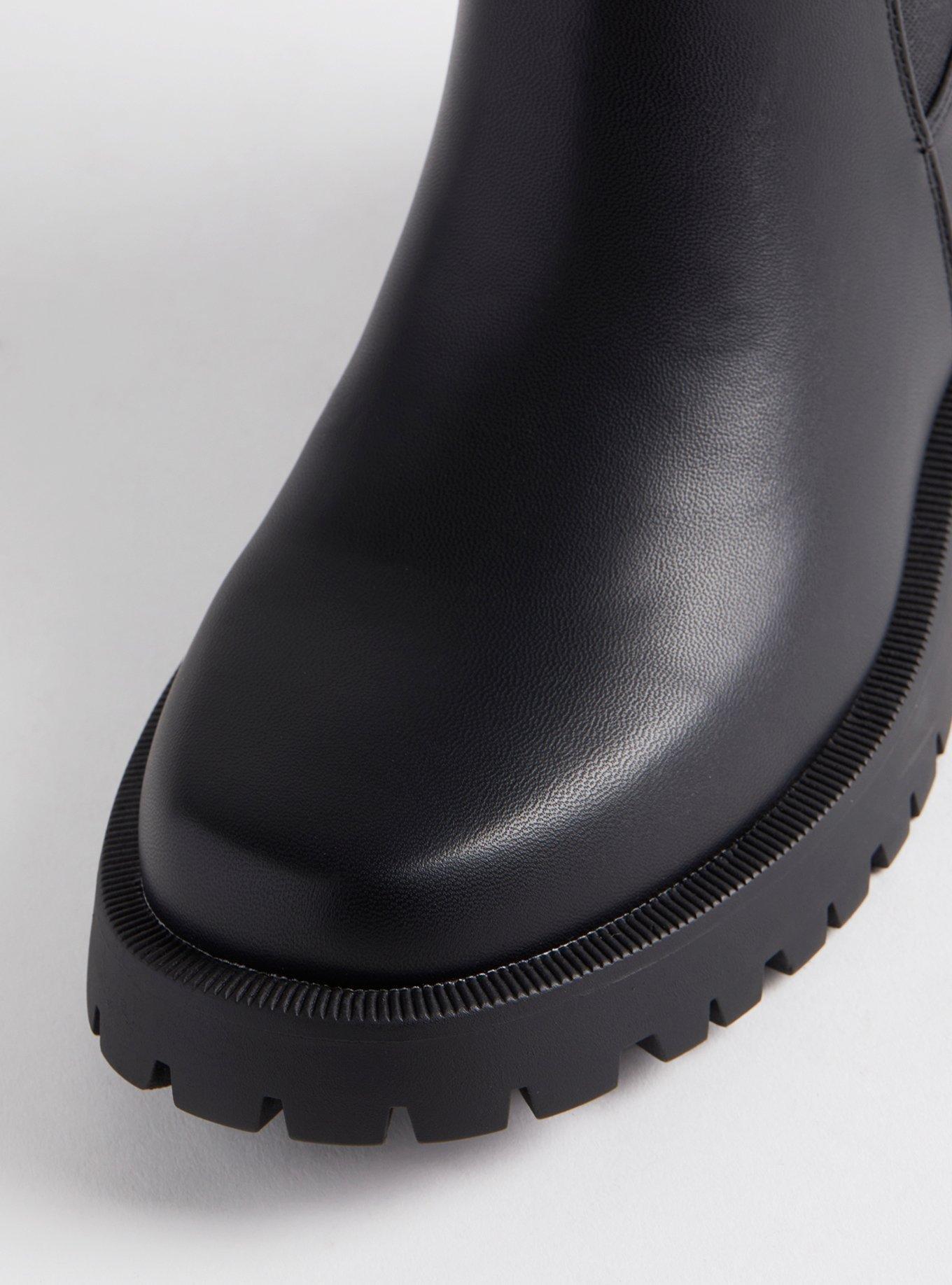 emali lug sole bootie