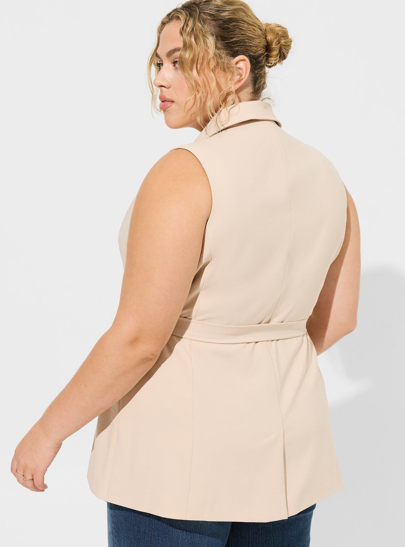 Plus size outlet sleeveless blazer