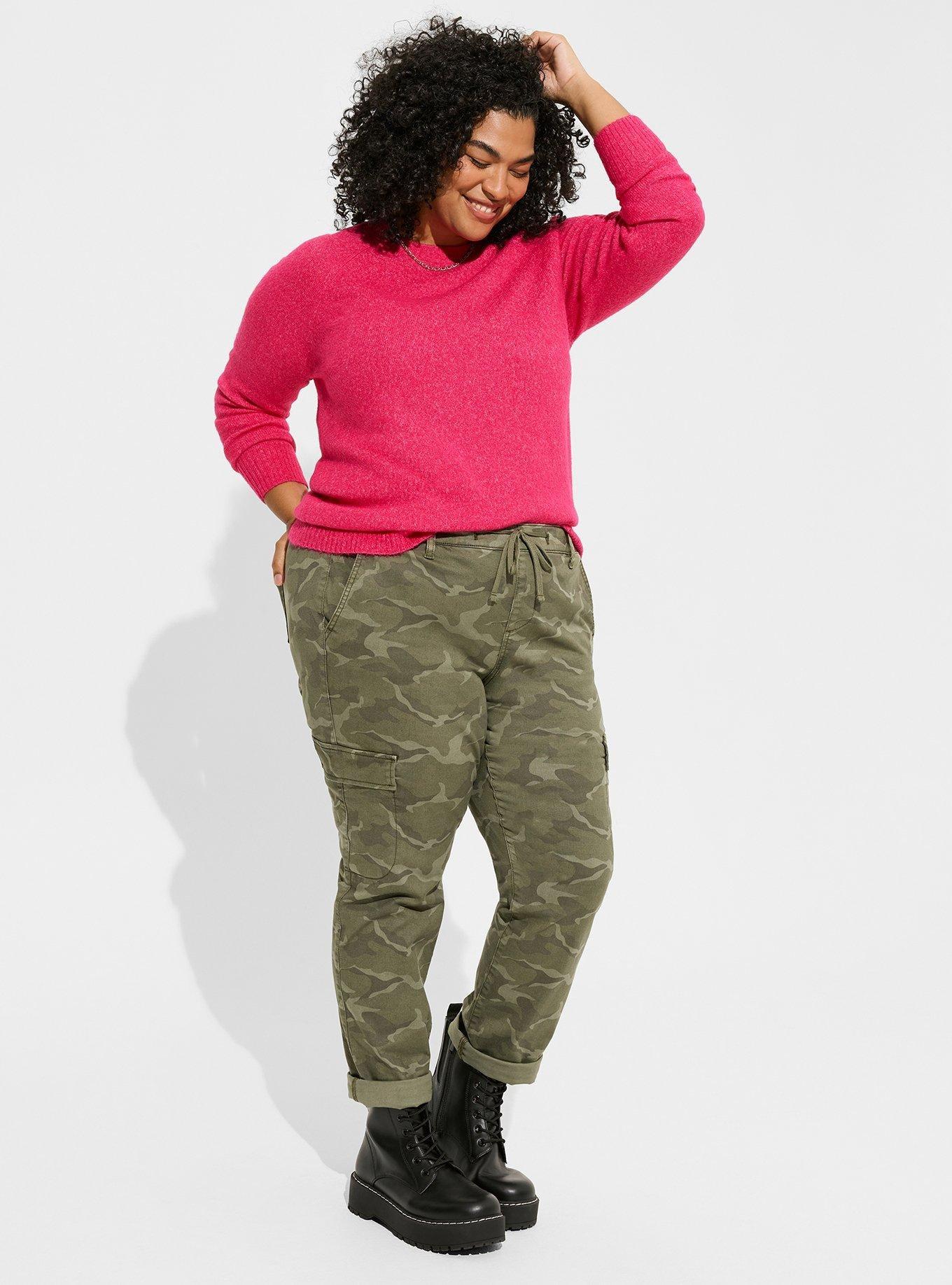Plus Size - Pull-On Weekend Straight Stretch Twill Cargo Mid-Rise