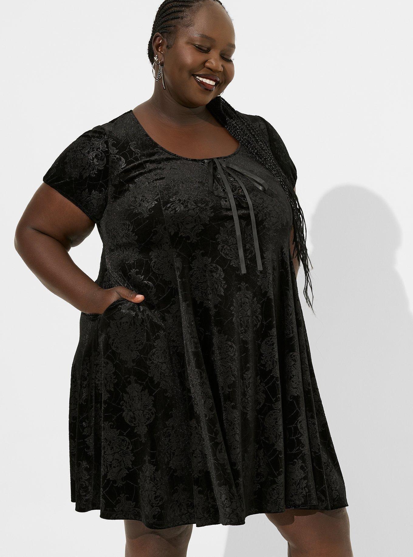 Torrid black velvet dress sale