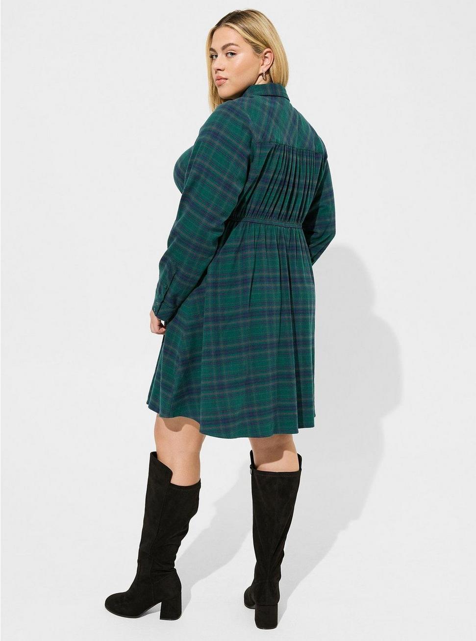 Plus Size At The Knee Flannel Collared Hook Eye Shirtdress, PLAID - GREEN, alternate