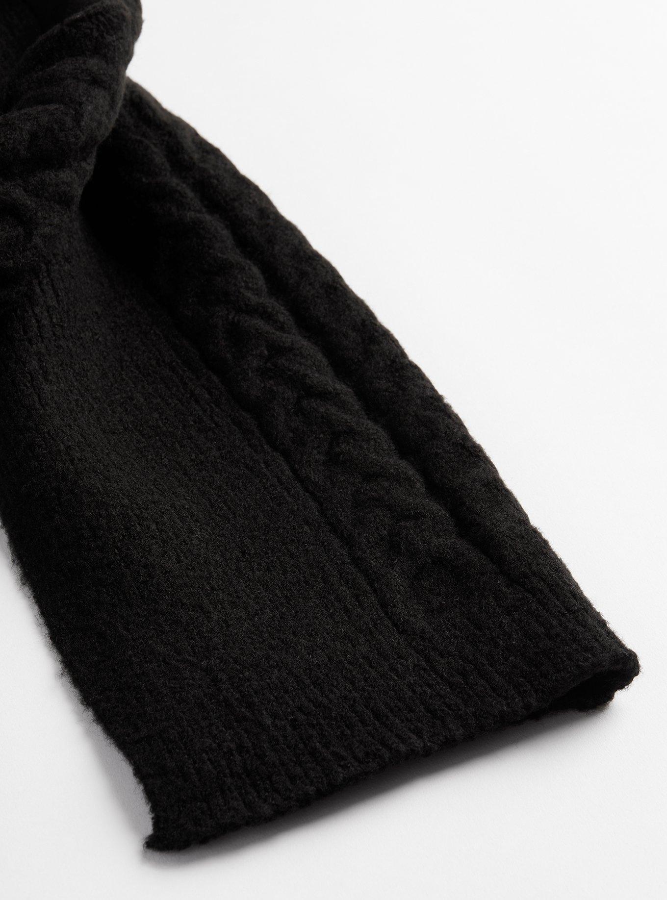 Plus Size Center Cable Knit Scarf Torrid