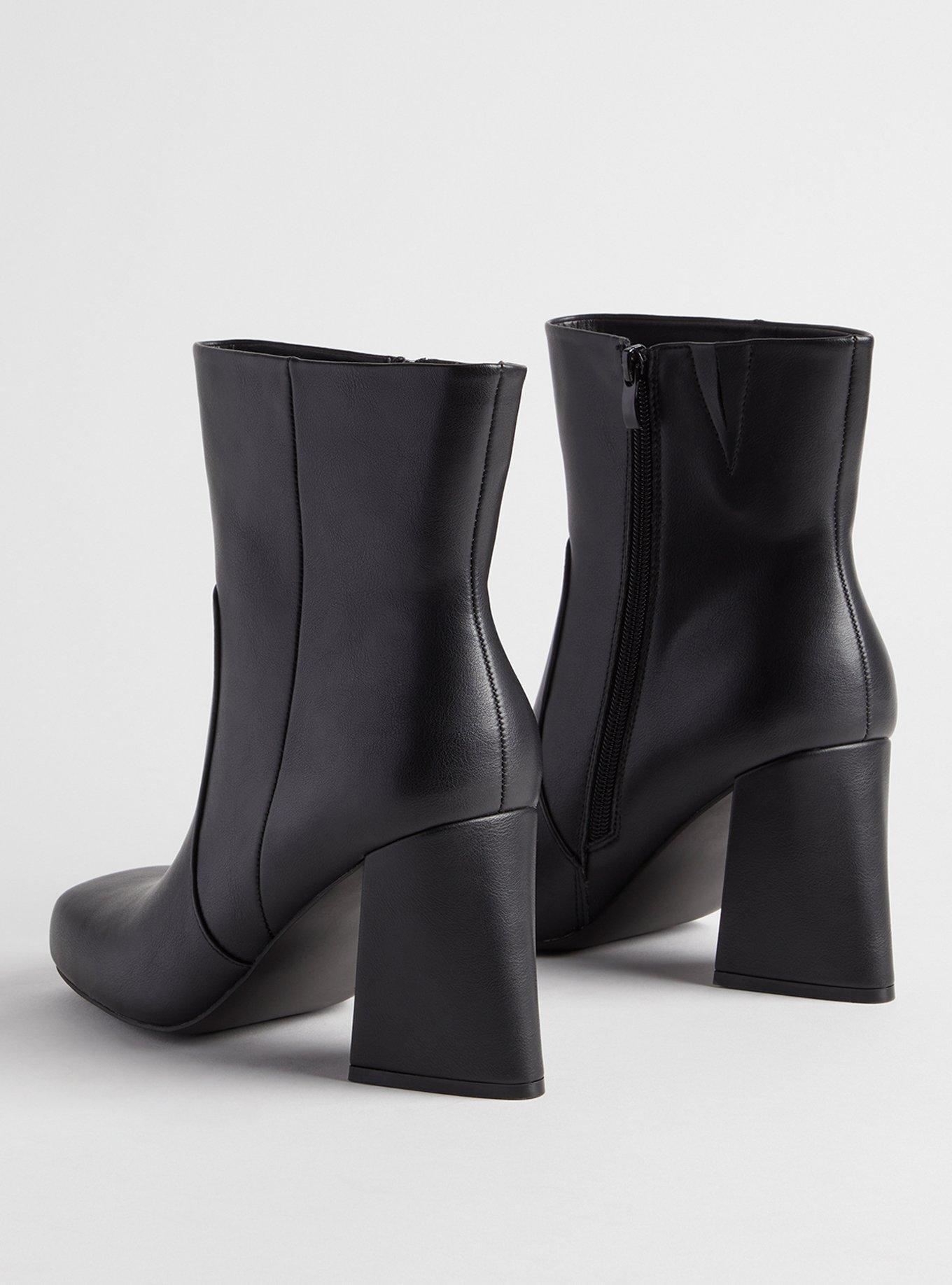 Triangle hotsell heel boots