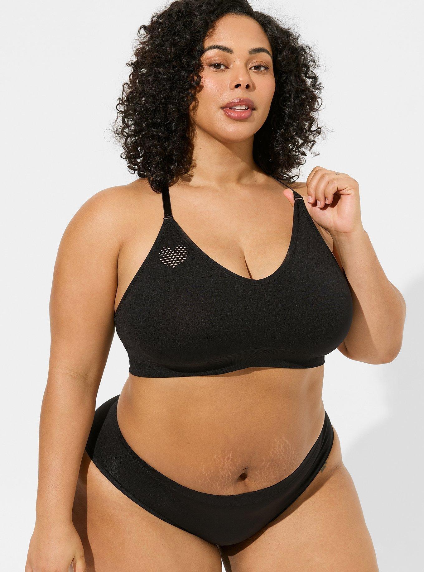 Plus Size - Lightly Lined Seamless Fishnet Heart Strappy Bralette