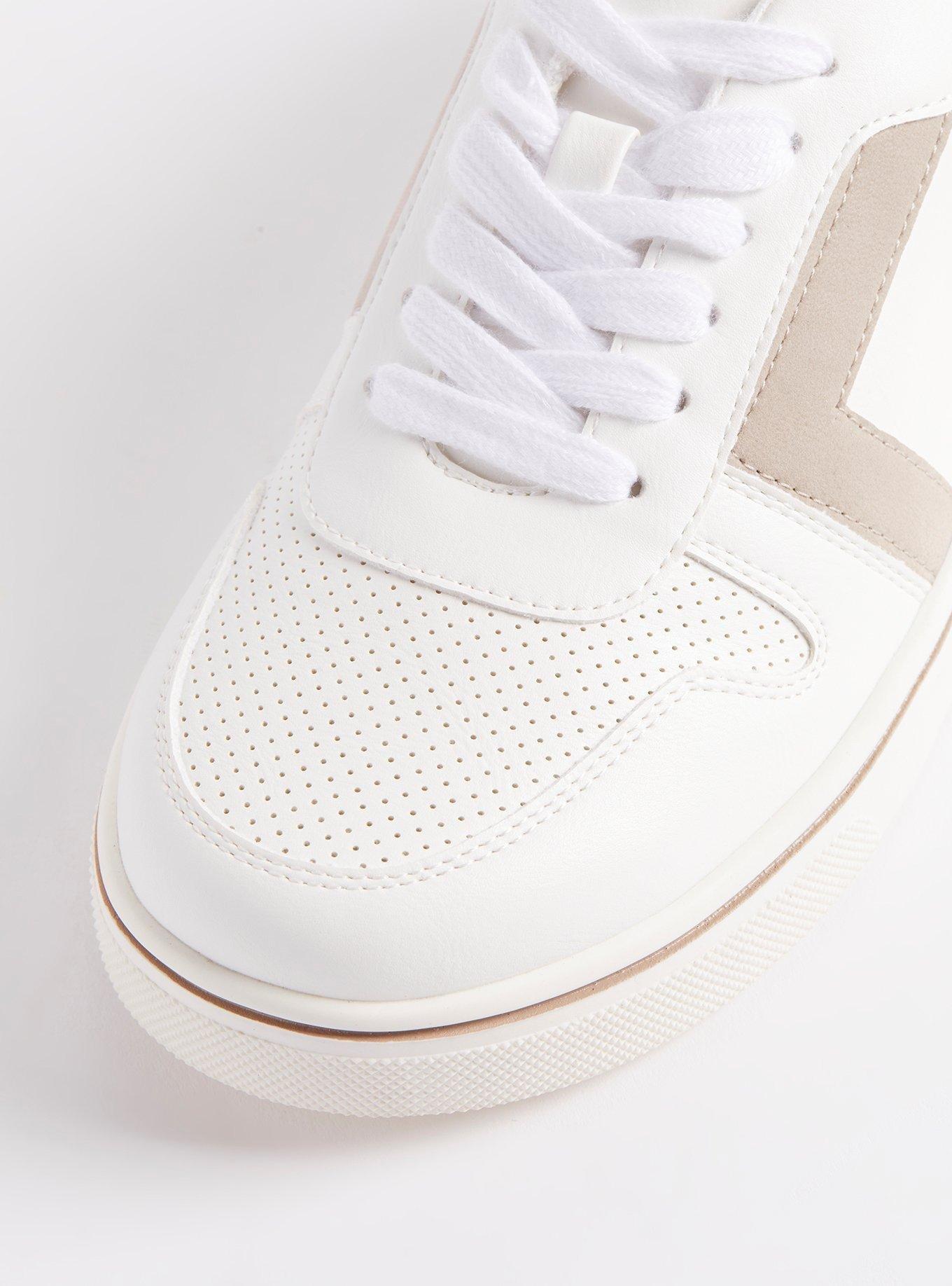 Perforated Lace Up Sneaker (WW