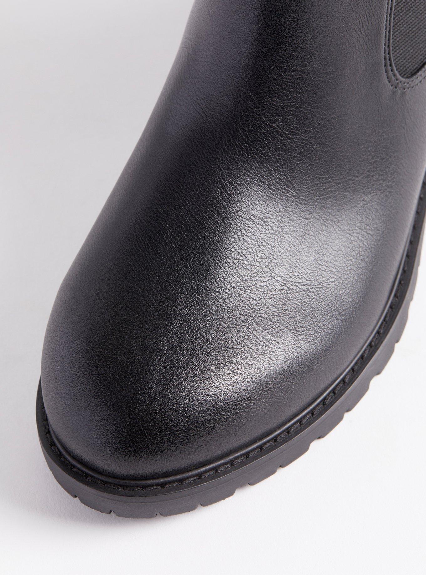 Chelsea Ankle Bootie (WW)