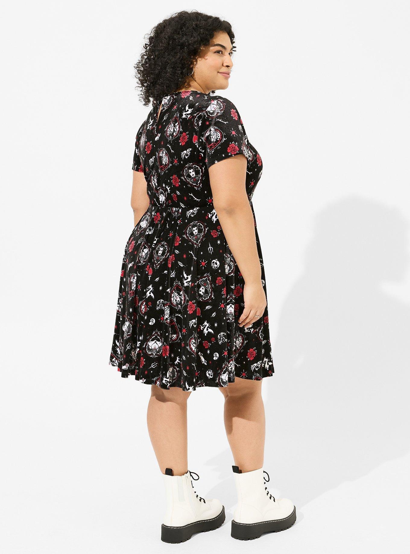 Disney Villaisndisney Villains Print Plus Size Summer Dress - Knee-length  Cotton V-neck