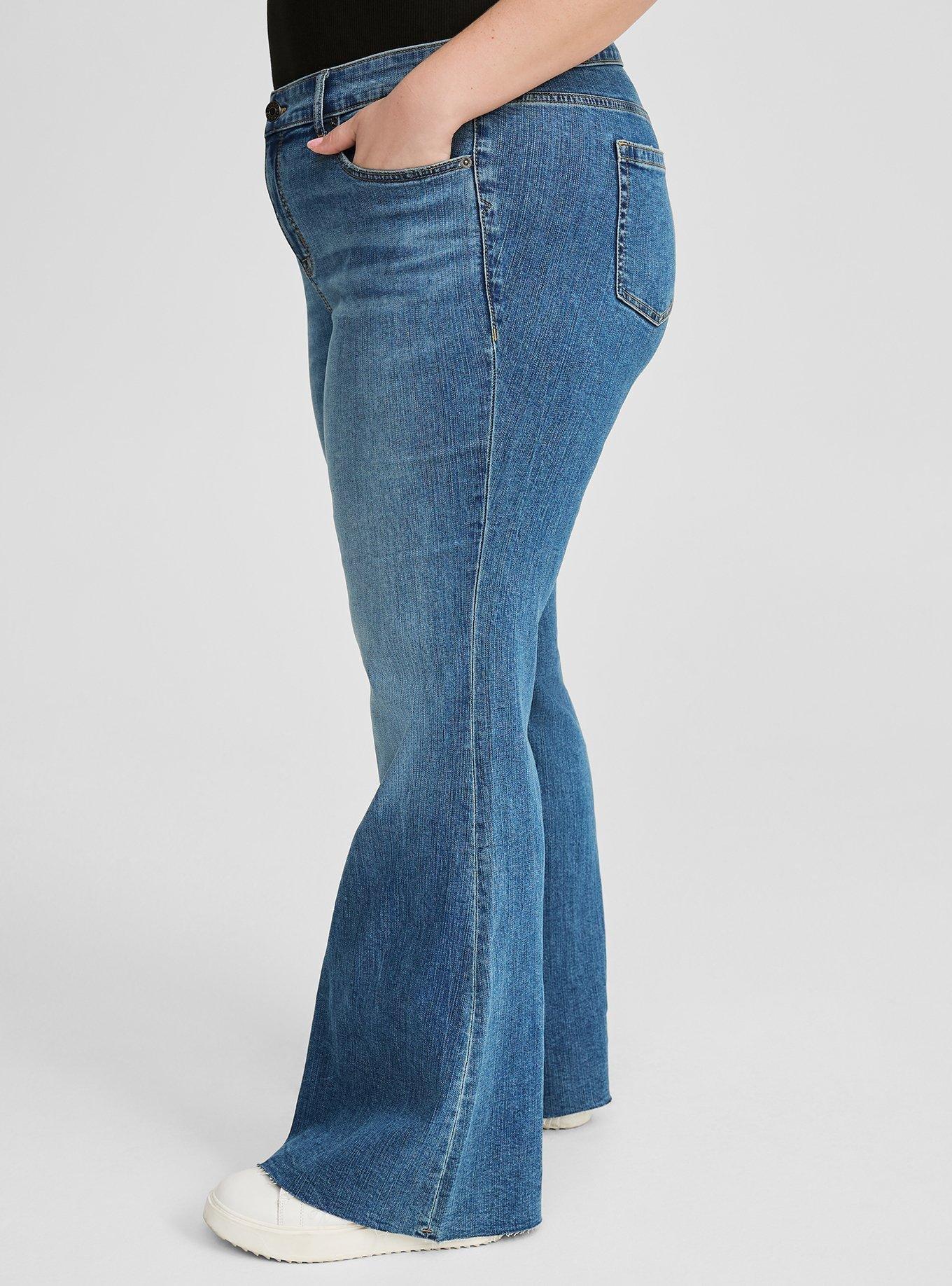 Perfect Mid-Rise Flare Jean