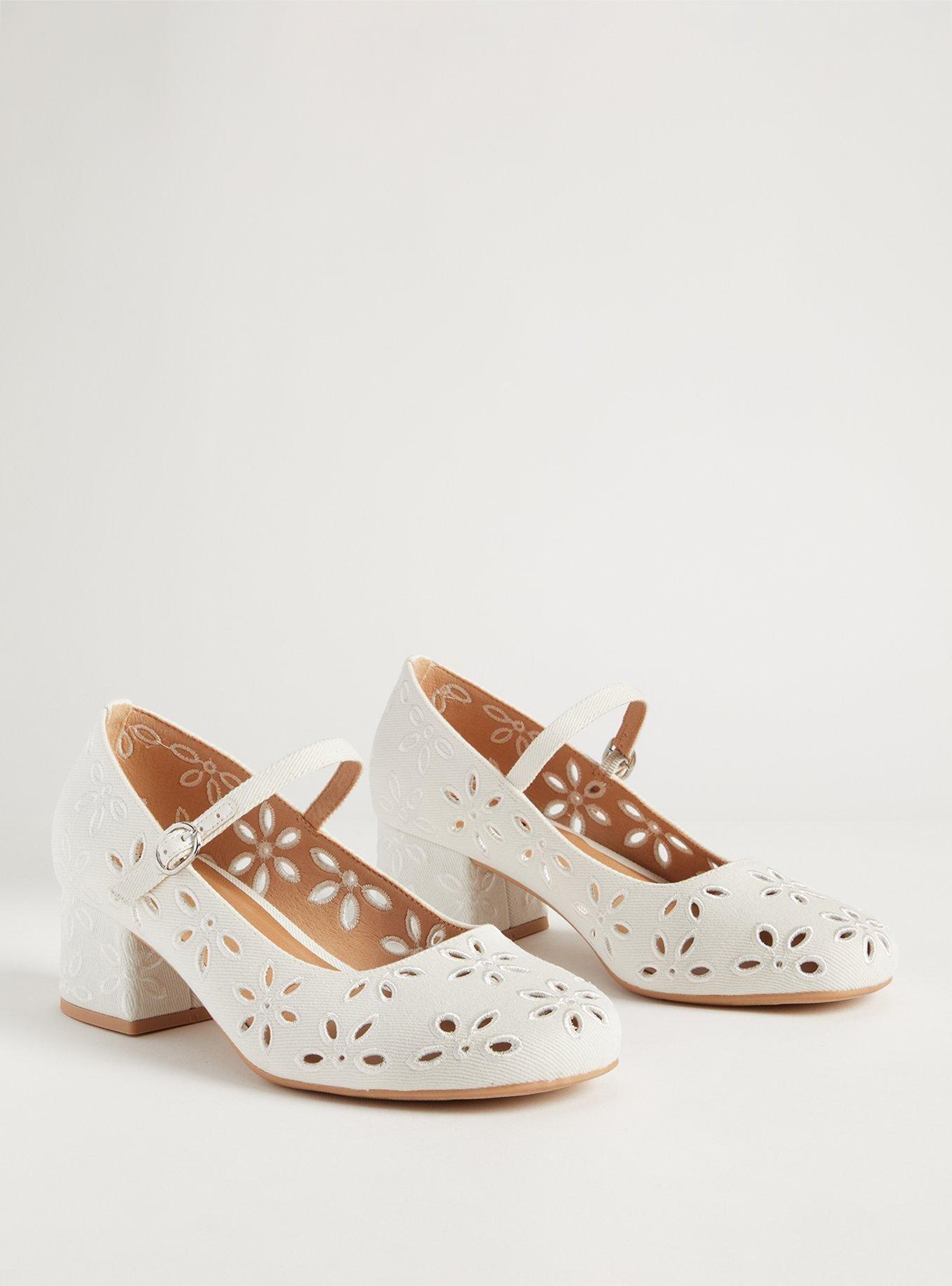 Plus Size - Eyelet Block Heel (WW) - Torrid