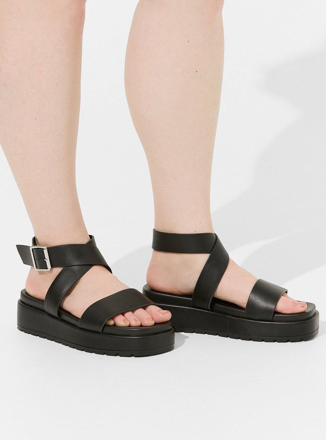 Buckle Wrap Flatform Sandal (WW)