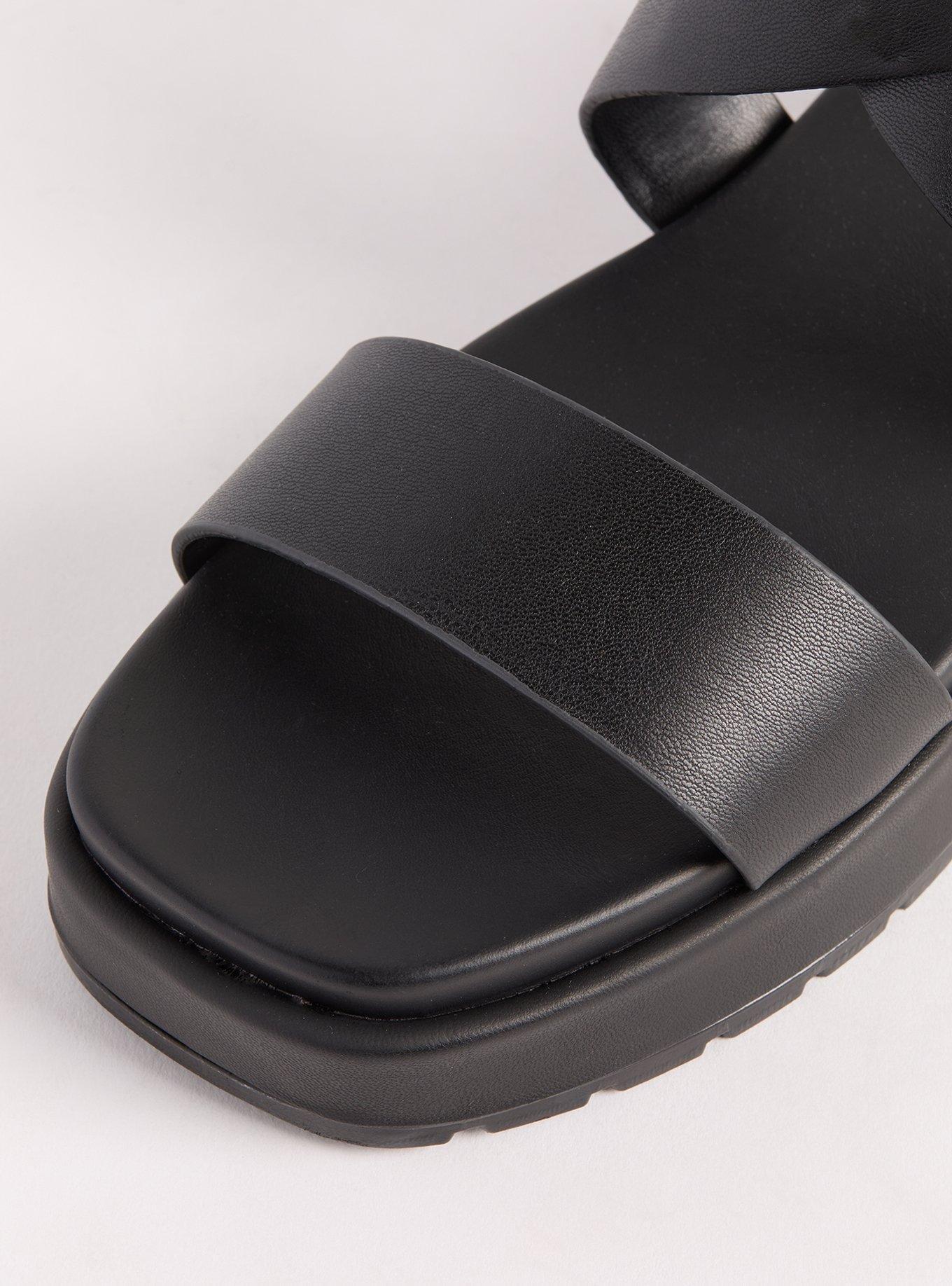 Buckle Wrap Flatform Sandal (WW)