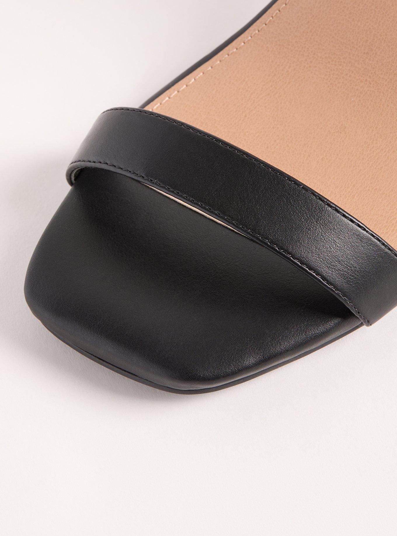 Two Piece Kitten Heel (WW)