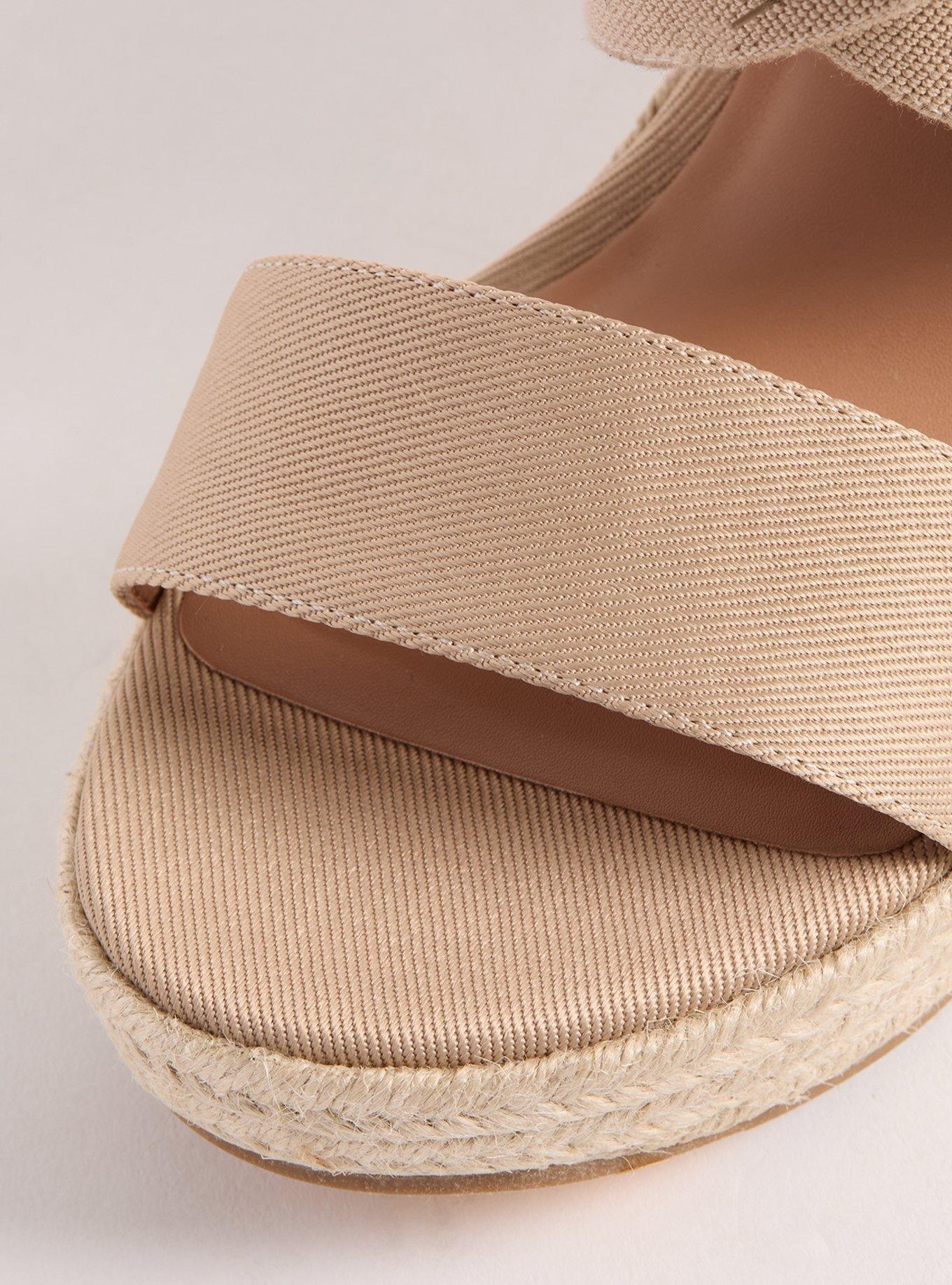 Stretch Crossband Platform Wedge (WW)