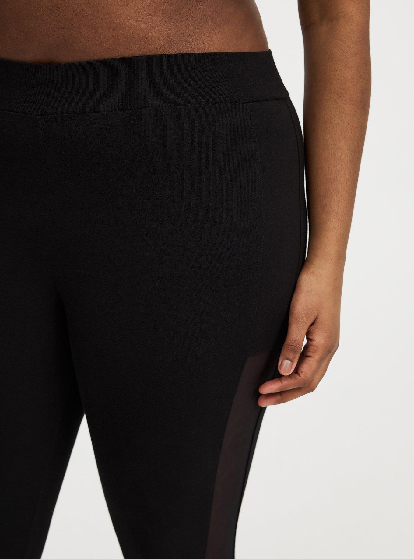 Crop Mesh Lace-Up Legging