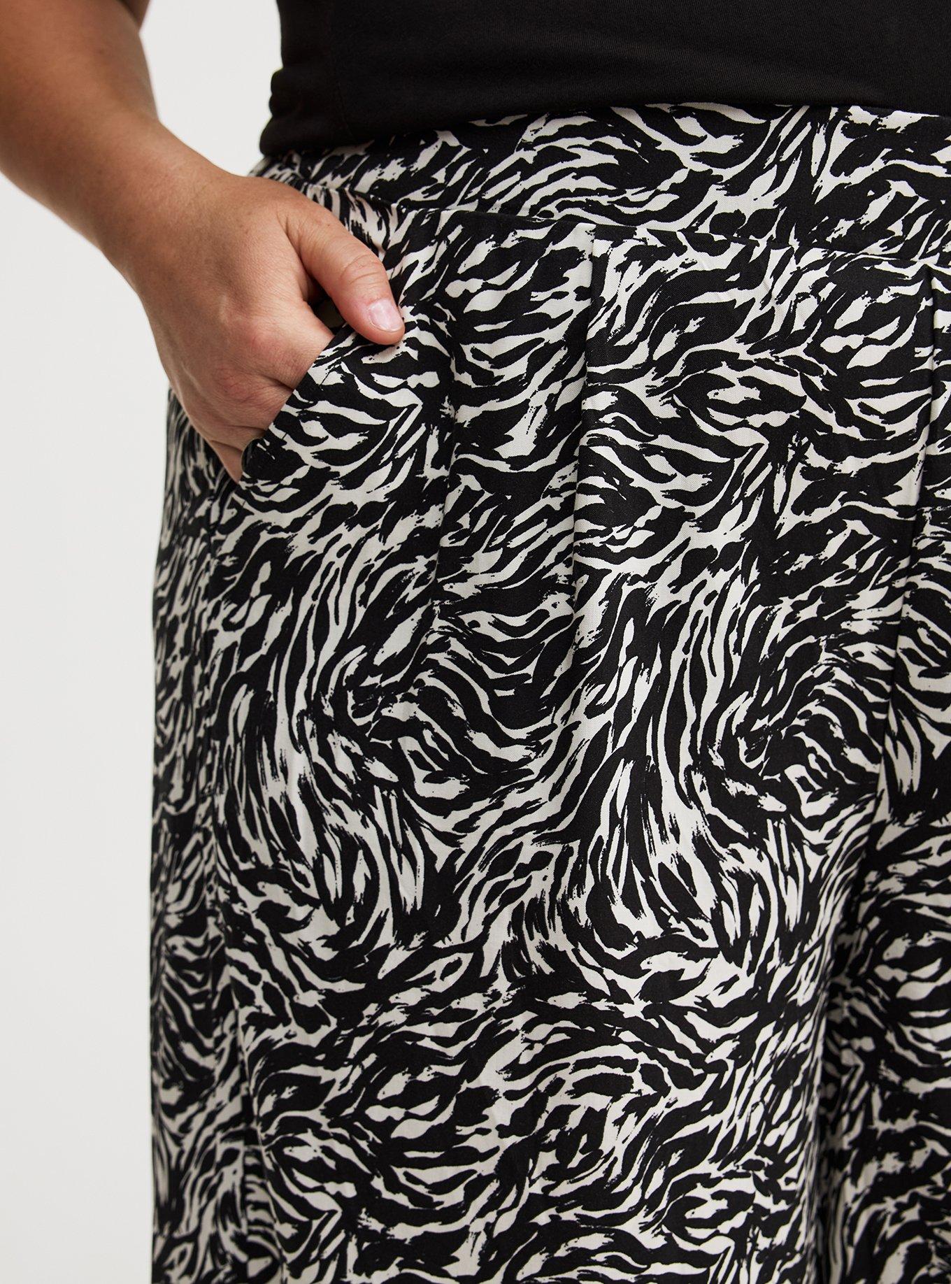 Pull-On Wide Leg Pant