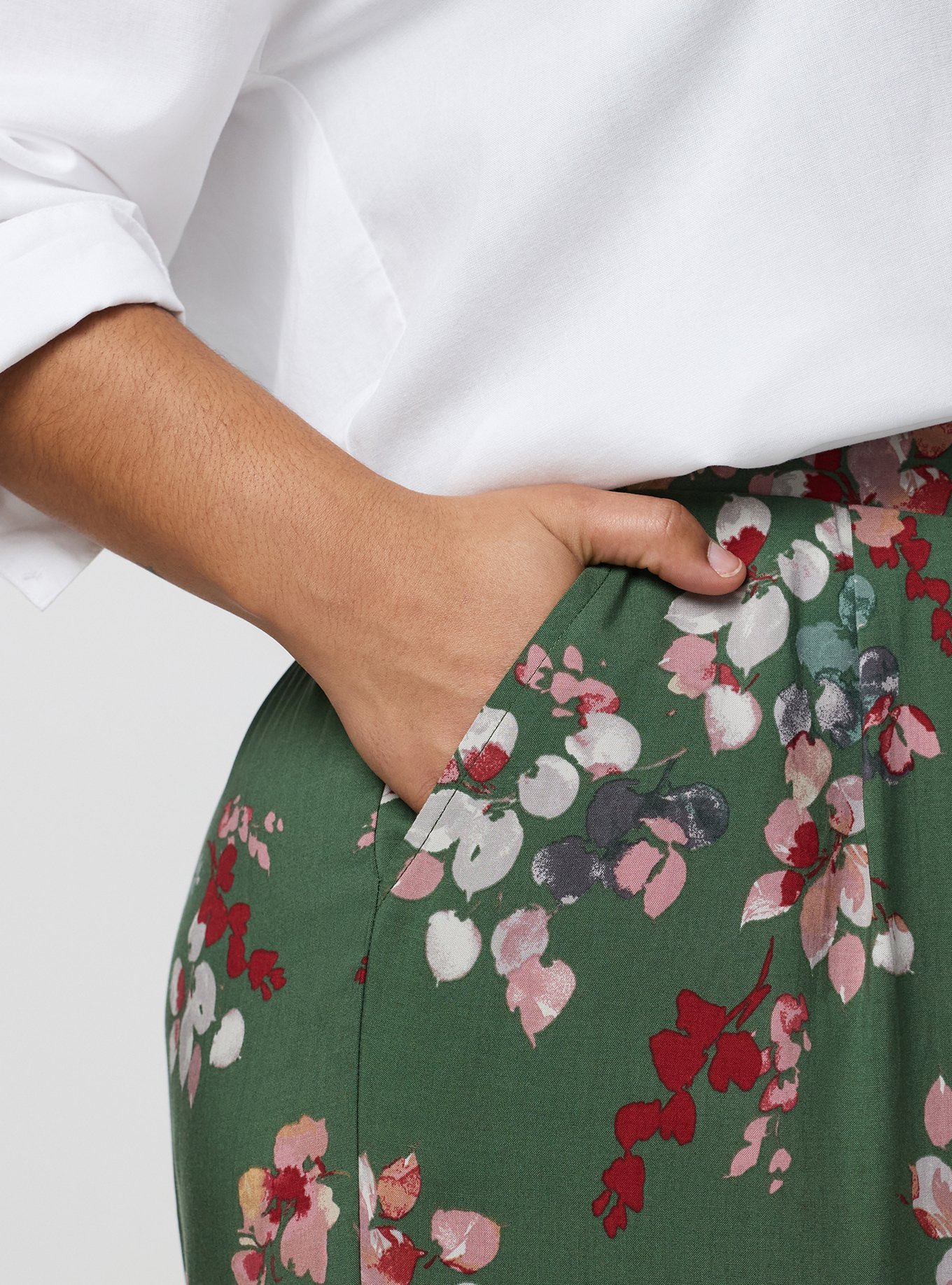 High-Rise Pull-On Wide-Leg Pant, LIANNA FLORAL GREEN, alternate