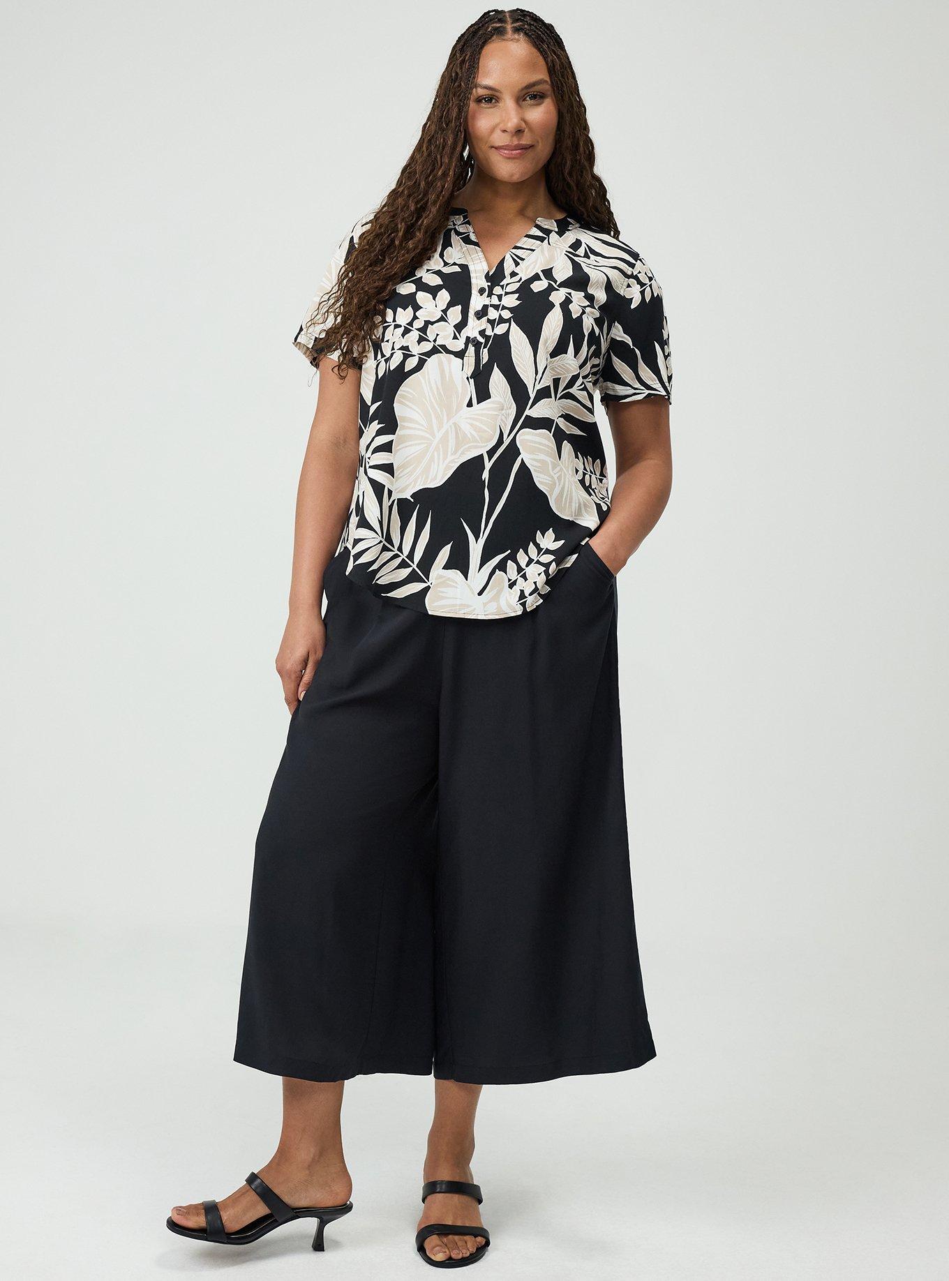 Plus Size Harper Challis Short Sleeve Blouse, LINED LEAVES BLACK, alternate