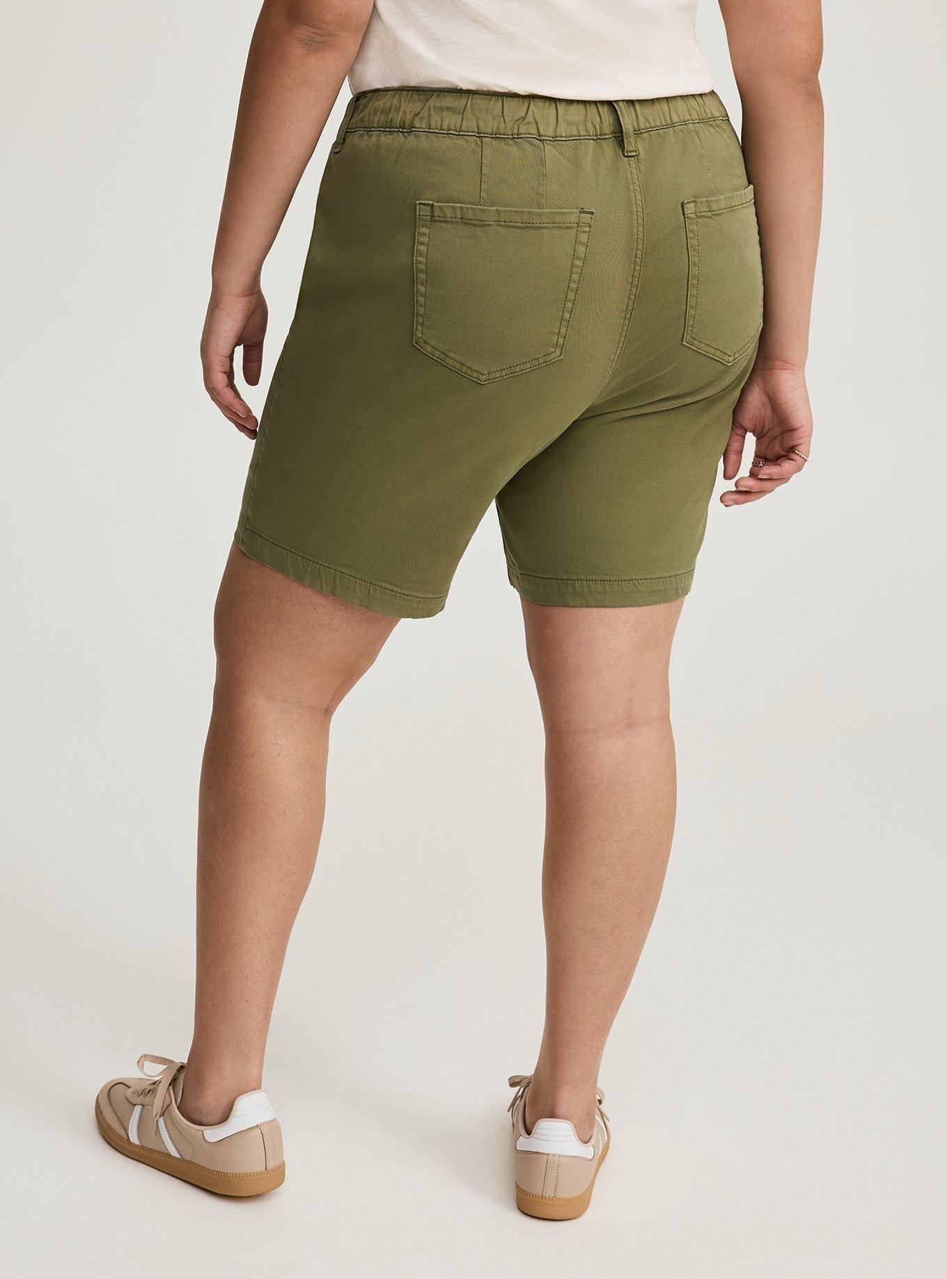 Weekend Mid-Rise Bermuda Short