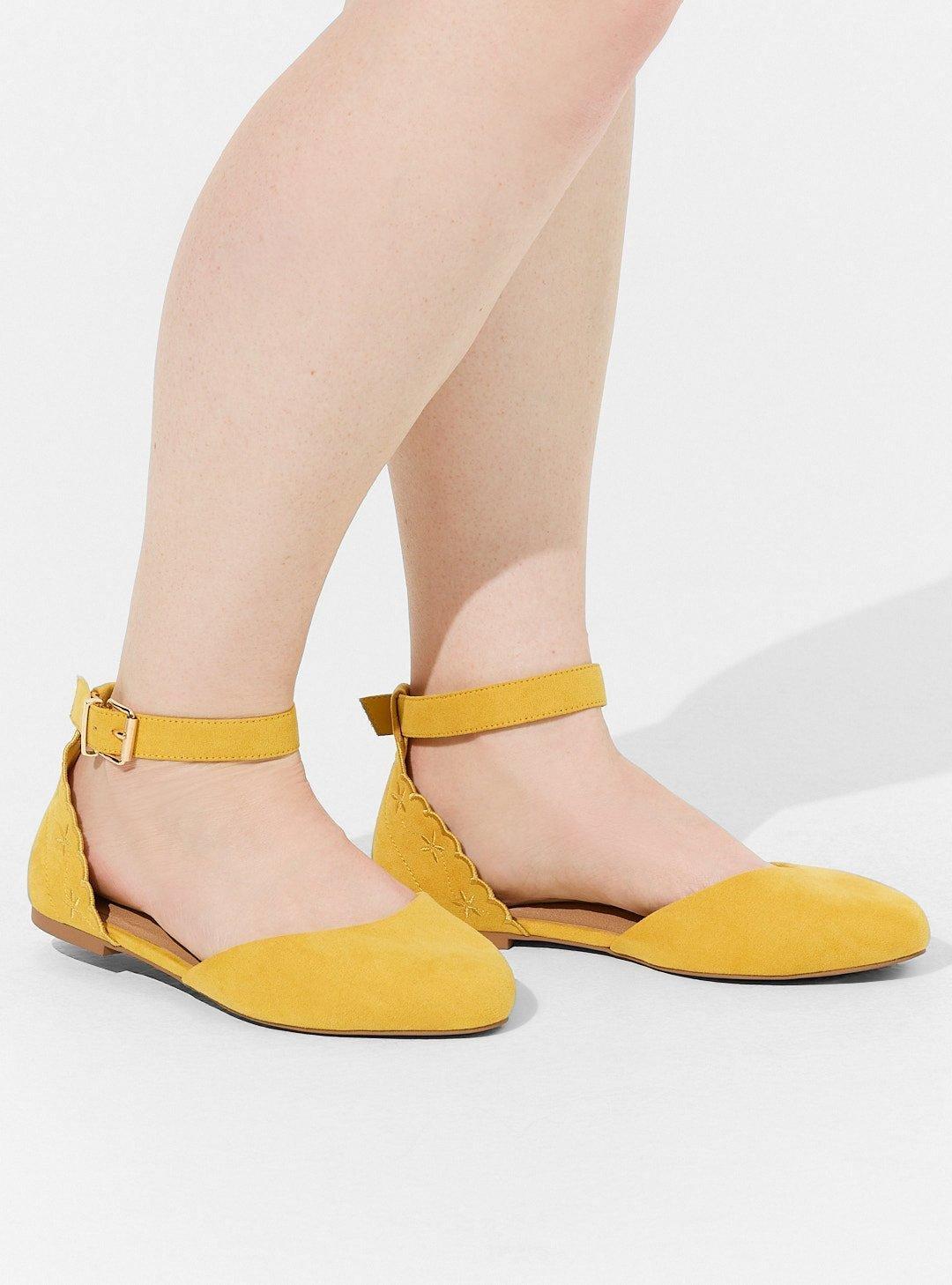 Scalloped Flat (WW), MUSTARD, alternate
