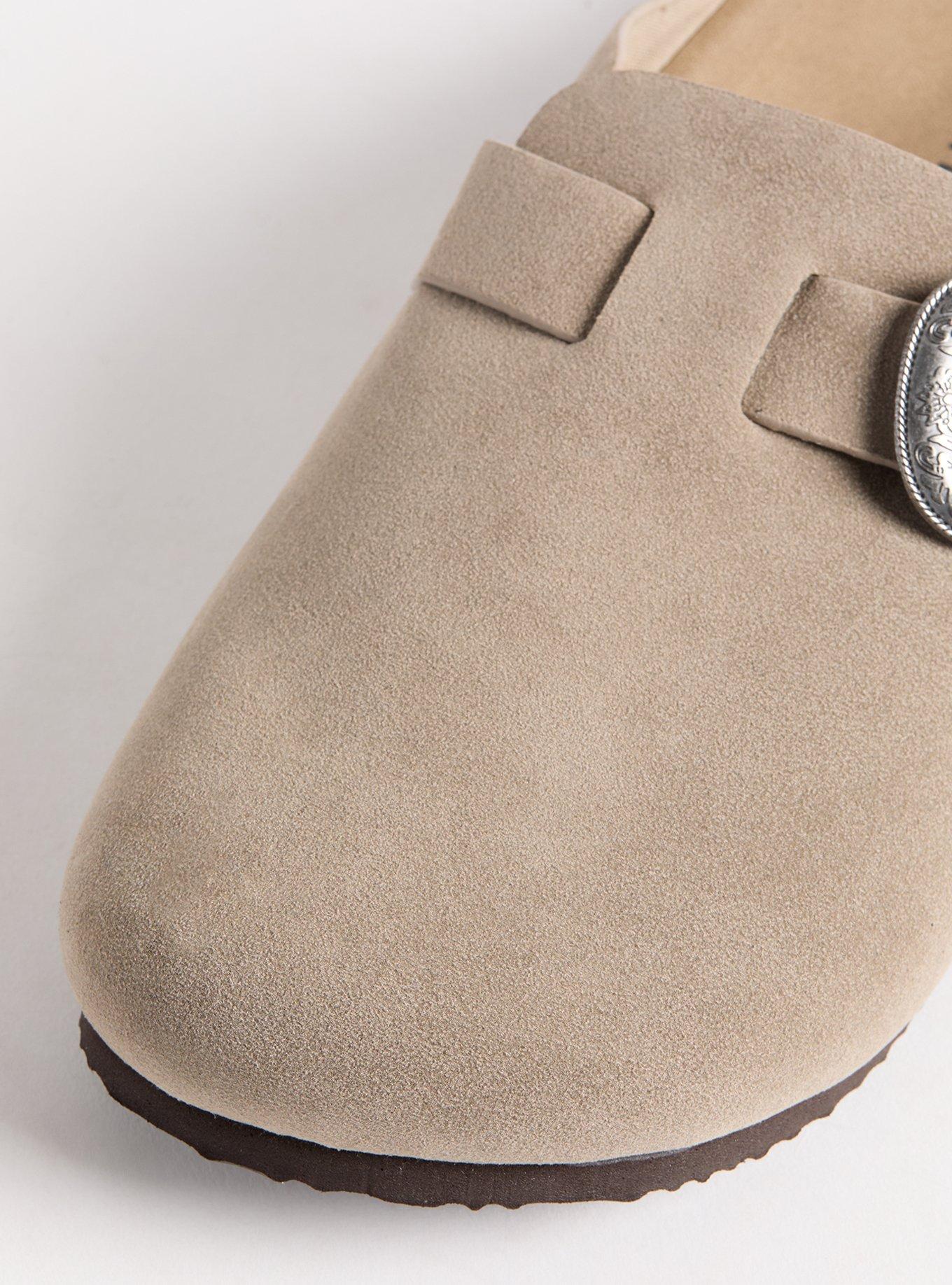 Western Buckle Clog (WW)