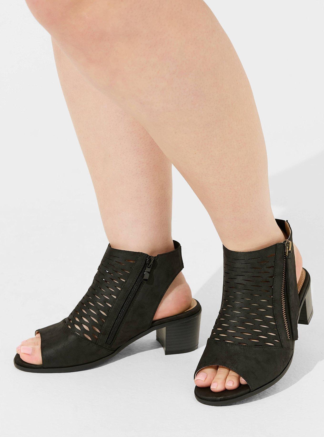 Perforated Back Strap Heel (WW