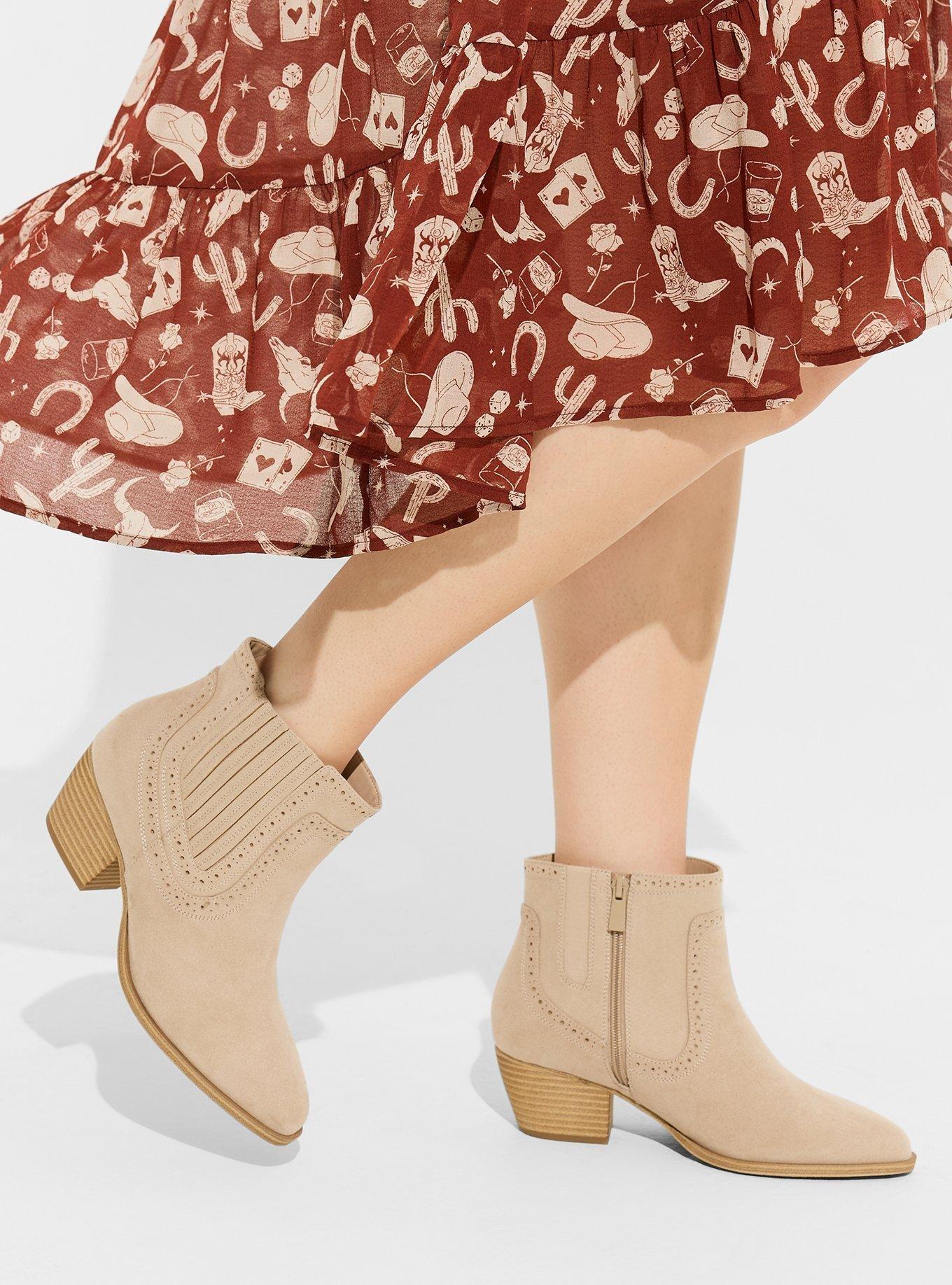 Western Detail Heeled Bootie (WW)