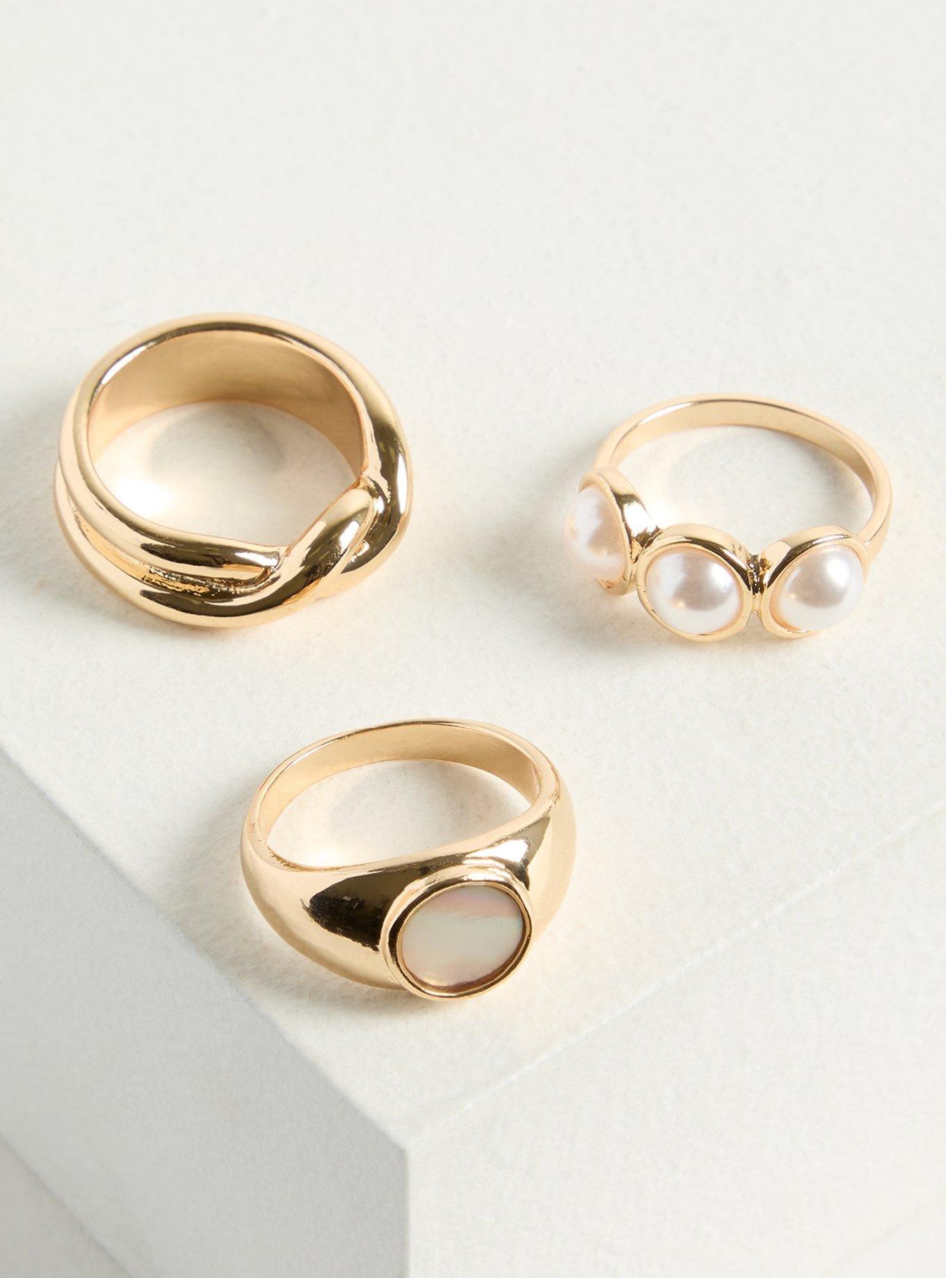 Pearl Signet Ring Set