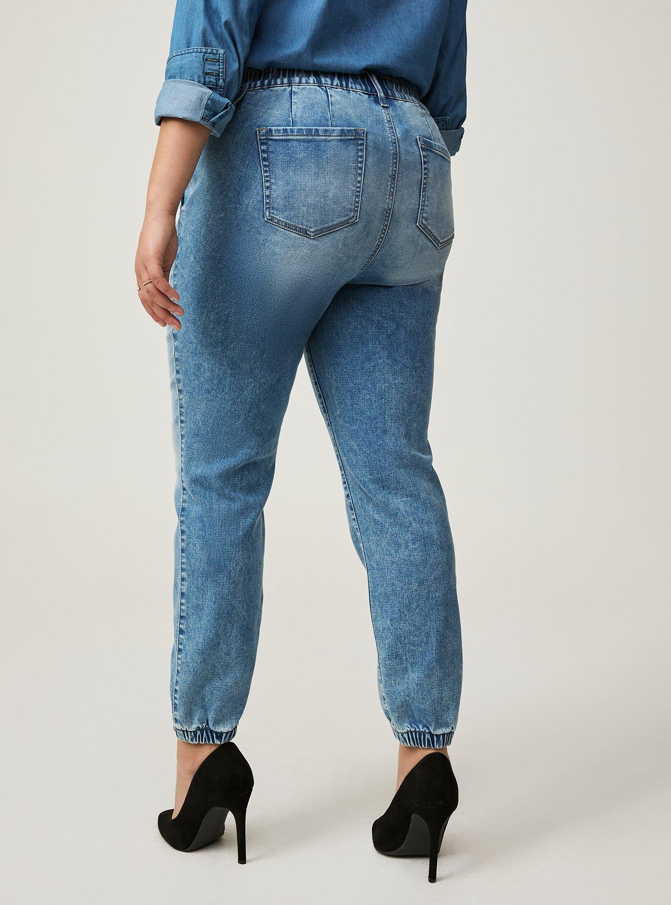 Weekend Jogger Knit Denim Mid-Rise Jean