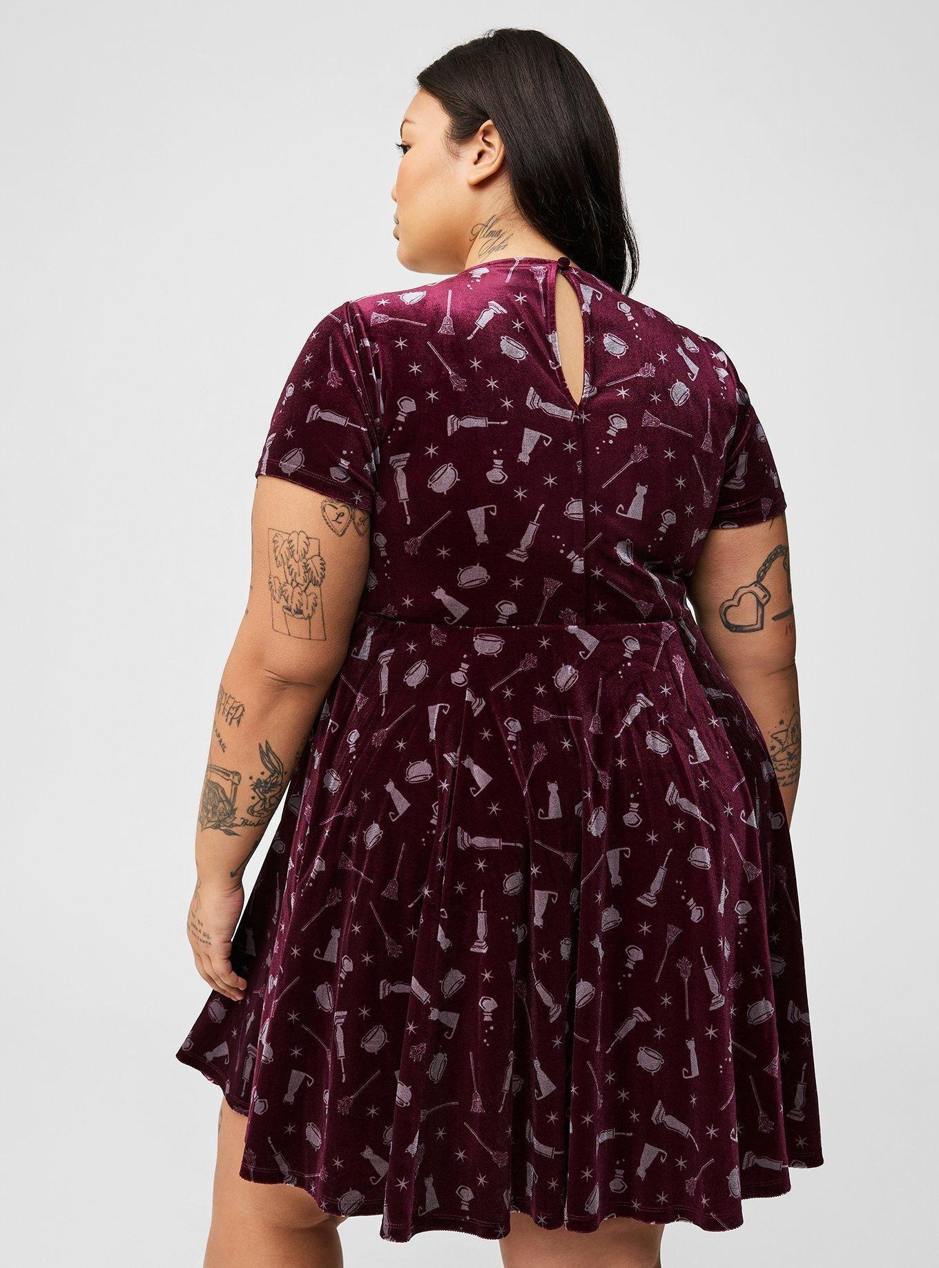 Disney Hocus Pocus Velvet Collared Dress