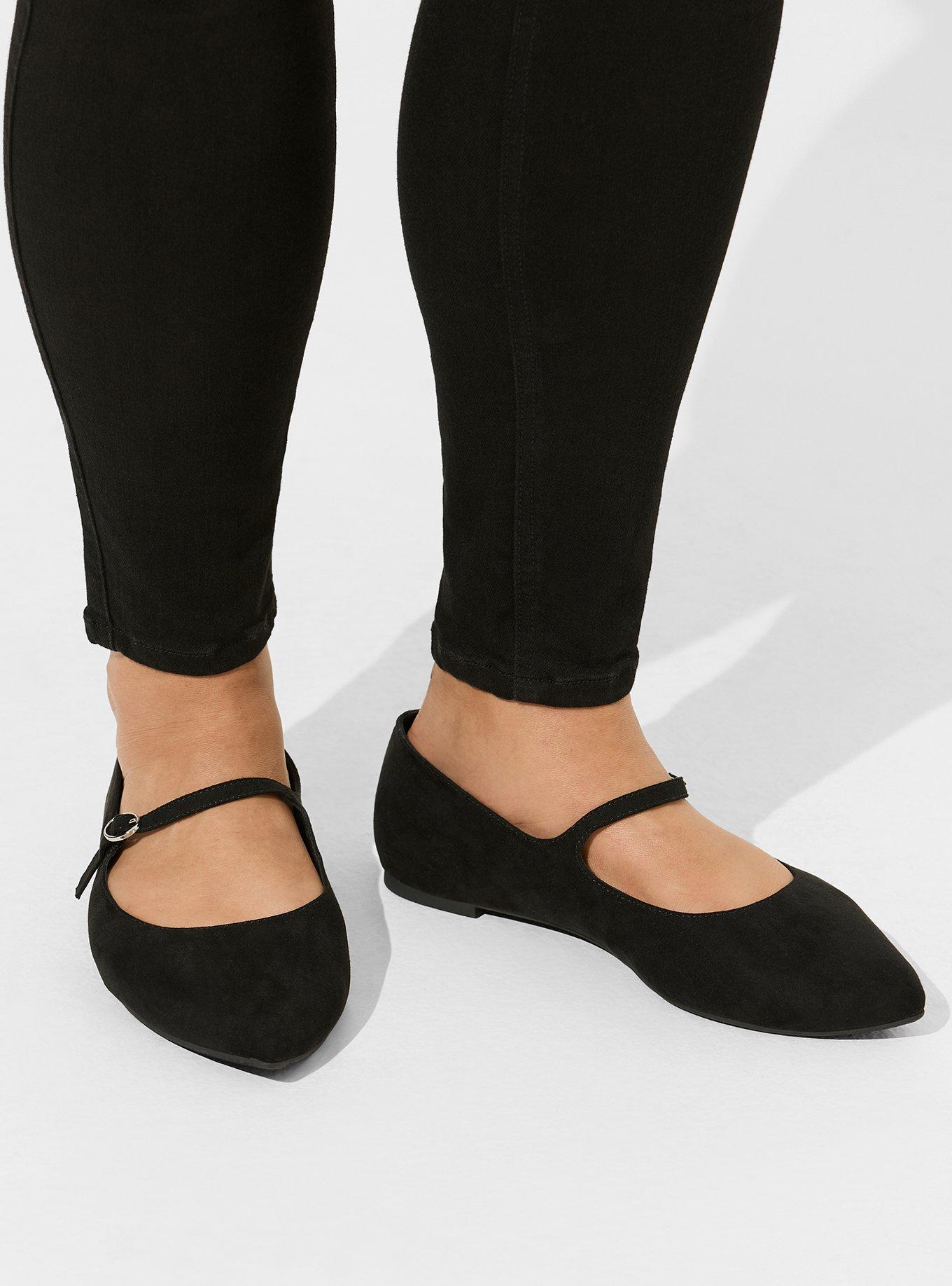 Pointed Toe Mary Jane Flat (WW)
