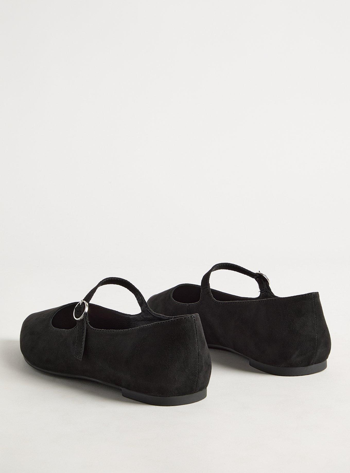 Pointed Toe Mary Jane Flat (WW)