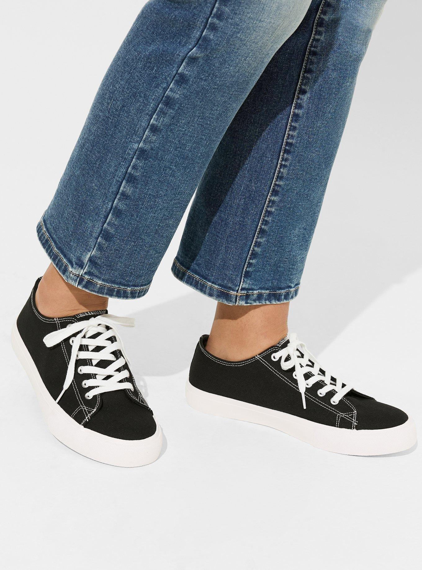 Lace-Up Sneaker (WW