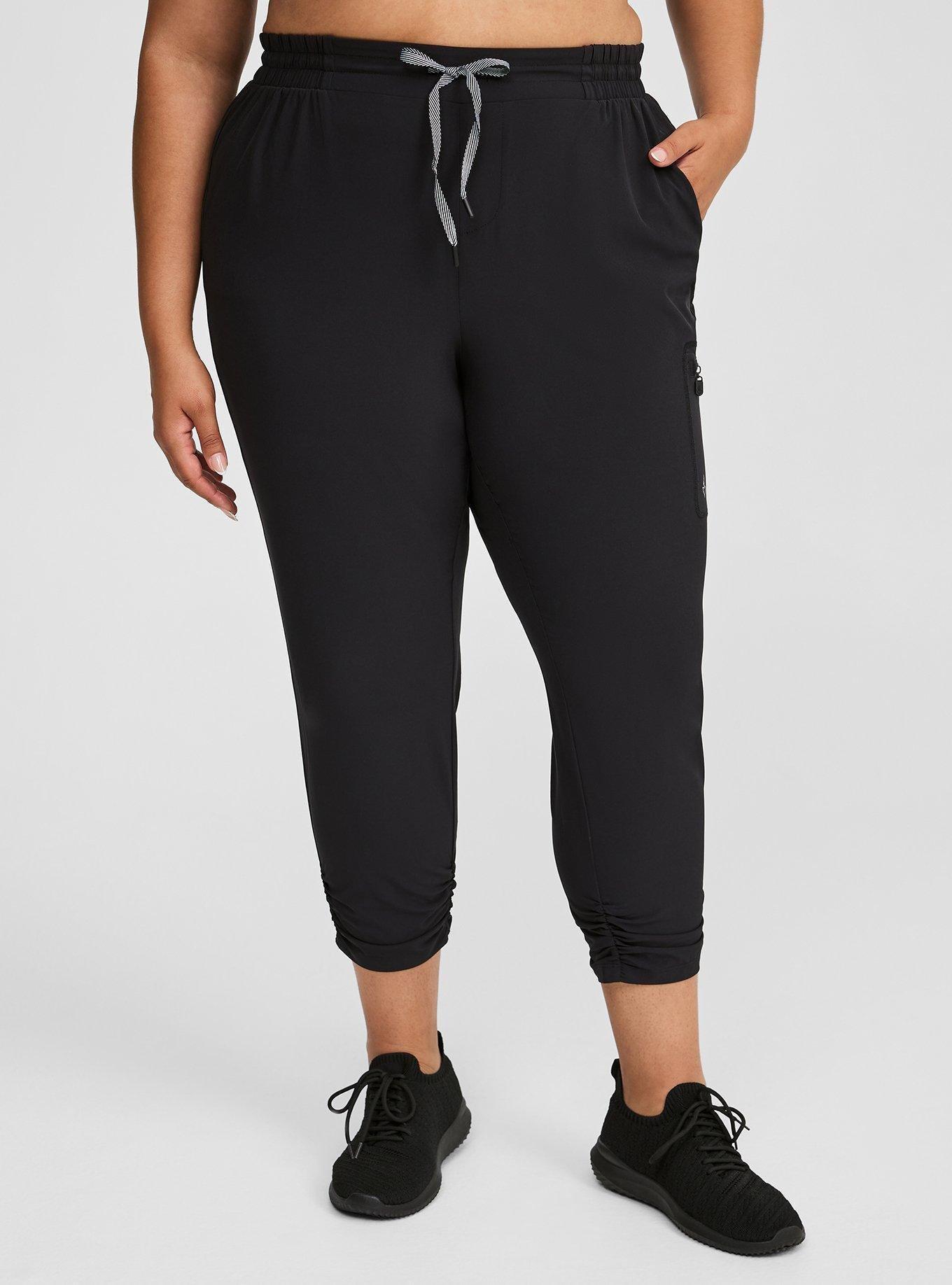 Happy Camper Stretch Woven Ruched Crop Active Pant