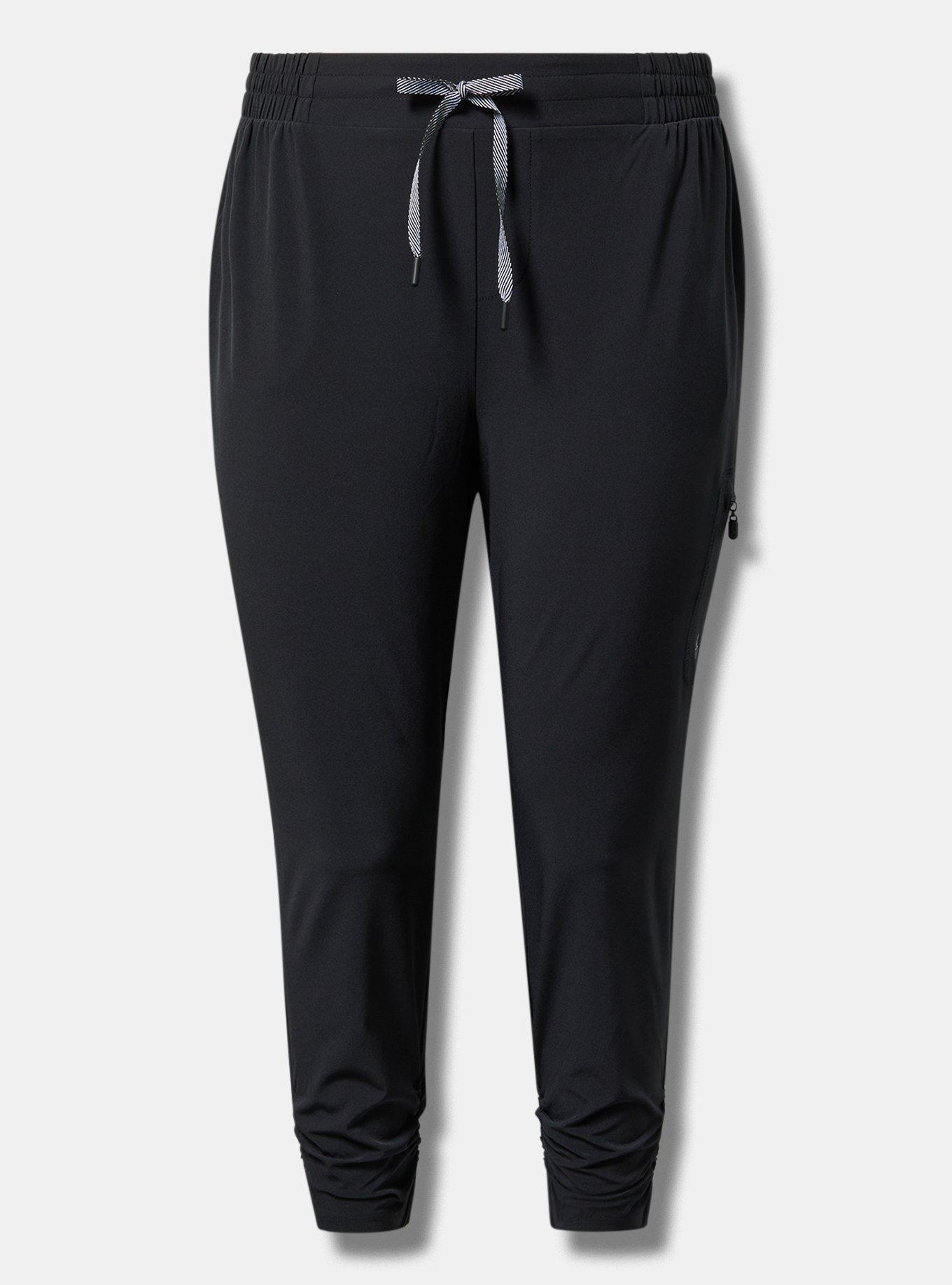 Happy Camper Stretch Woven Ruched Crop Active Pant