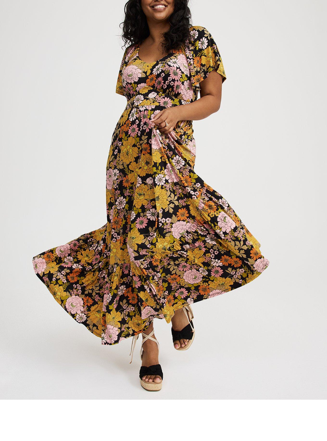 Flutter Sleeve Tiered Maxi Dress