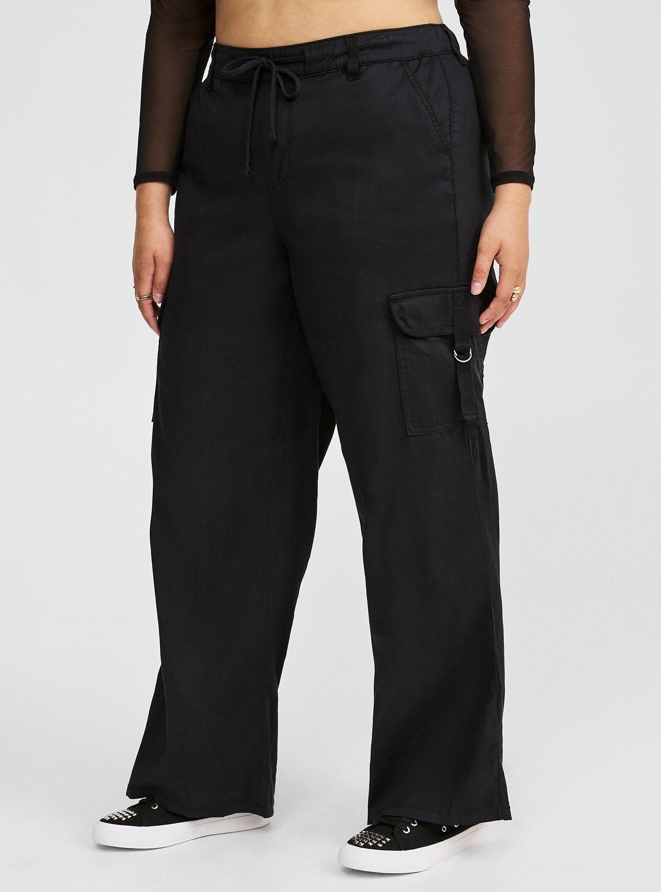 Pull-On Weekend Wide Leg Cargo Pant