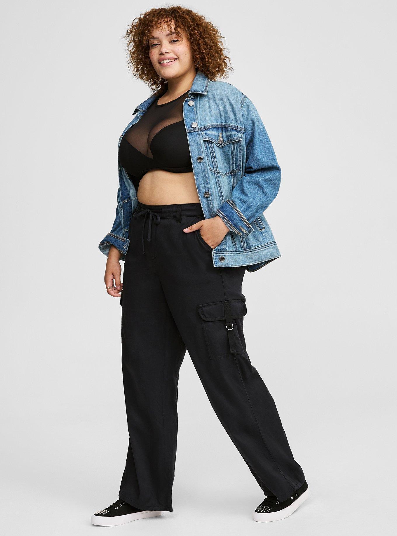 Pull-On Weekend Wide Leg Cargo Pant