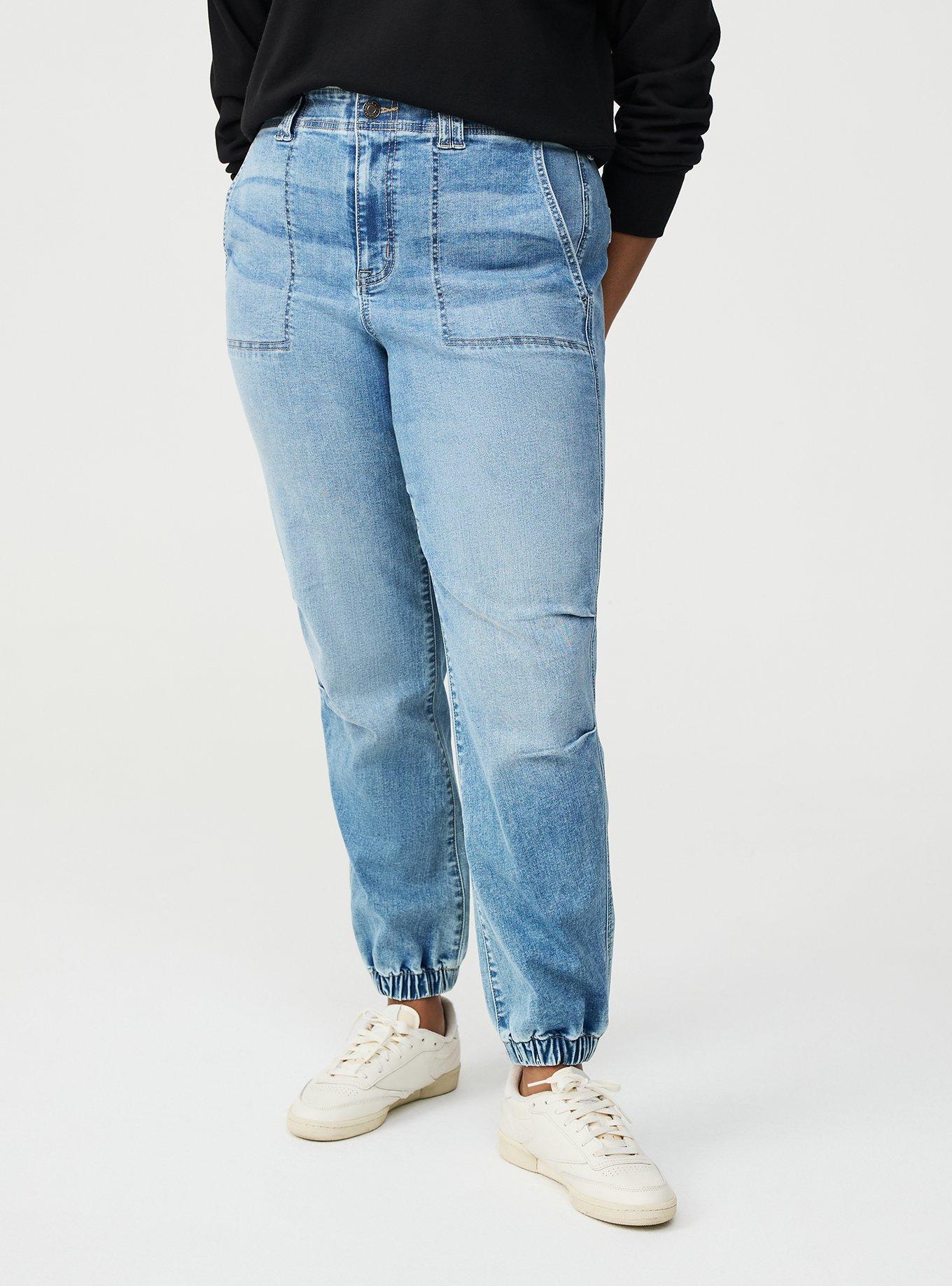 Jogger Mid-Rise Jean