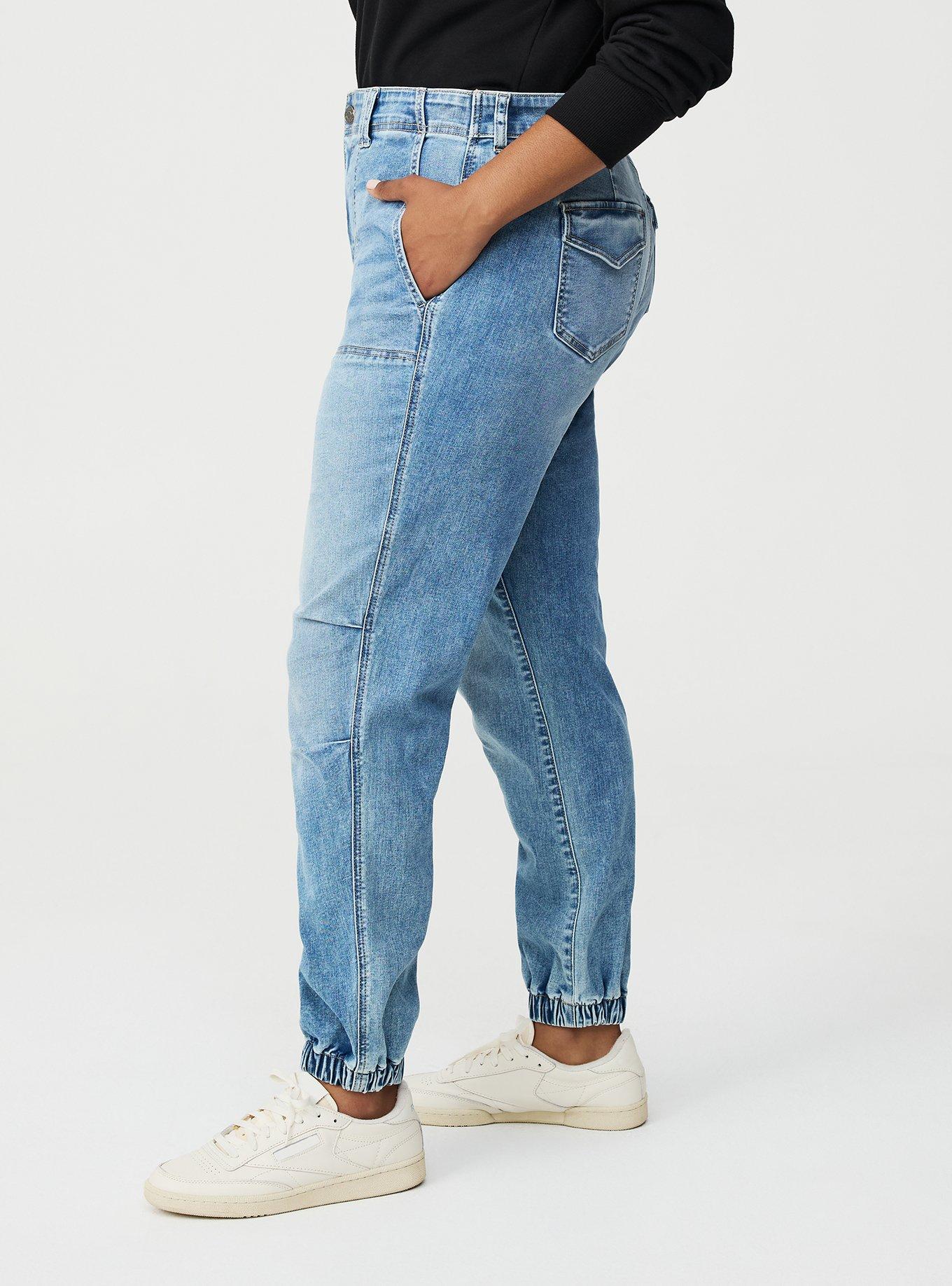 Jogger Mid-Rise Jean
