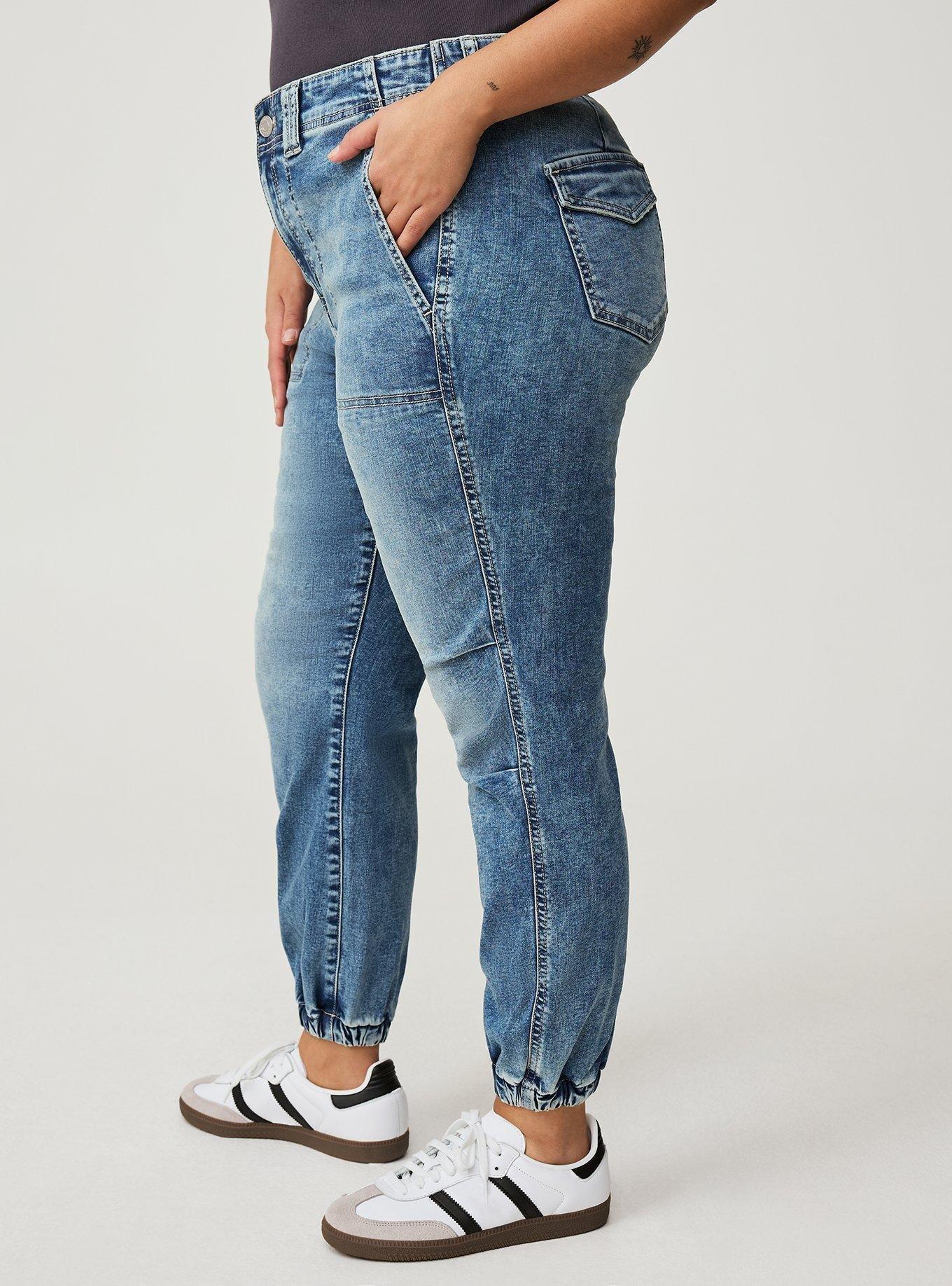 Jogger Mid-Rise Jean