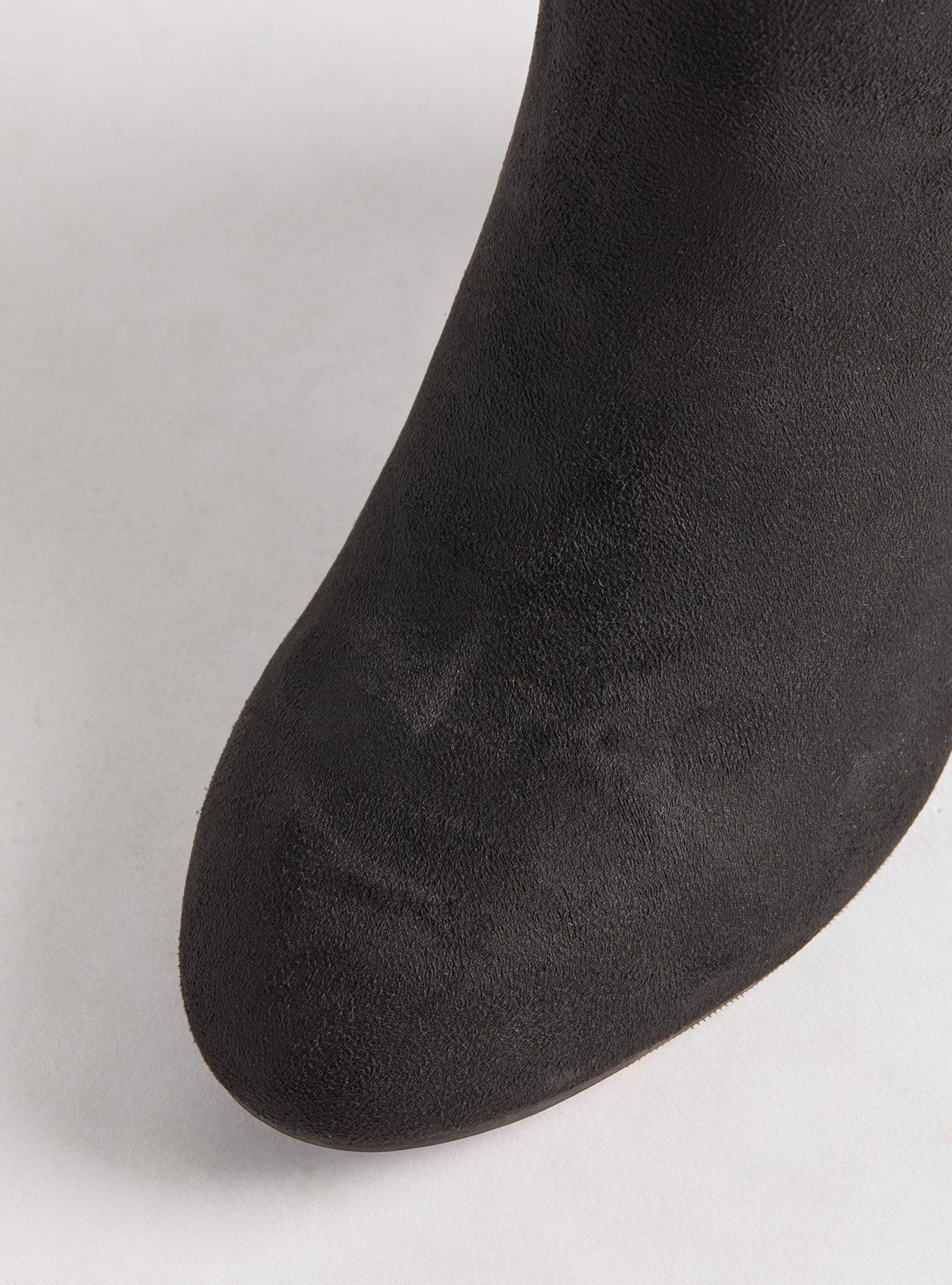 Kitten Heel Knee Boot (WW)