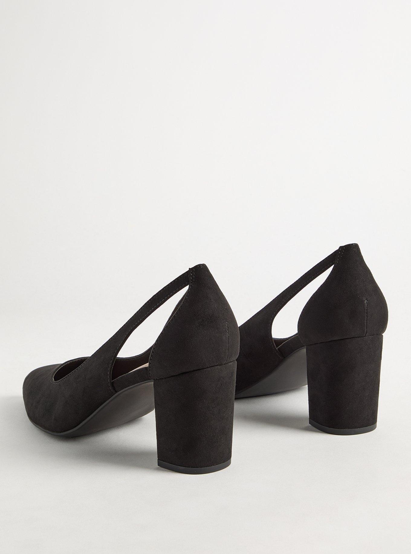 Pointed Toe Cut Out Block Heel (WW)