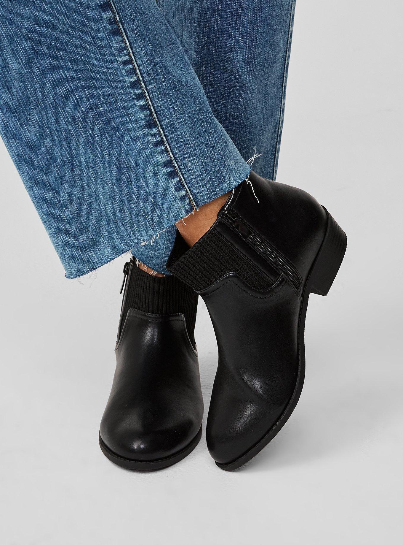 Textured Cuff Bootie