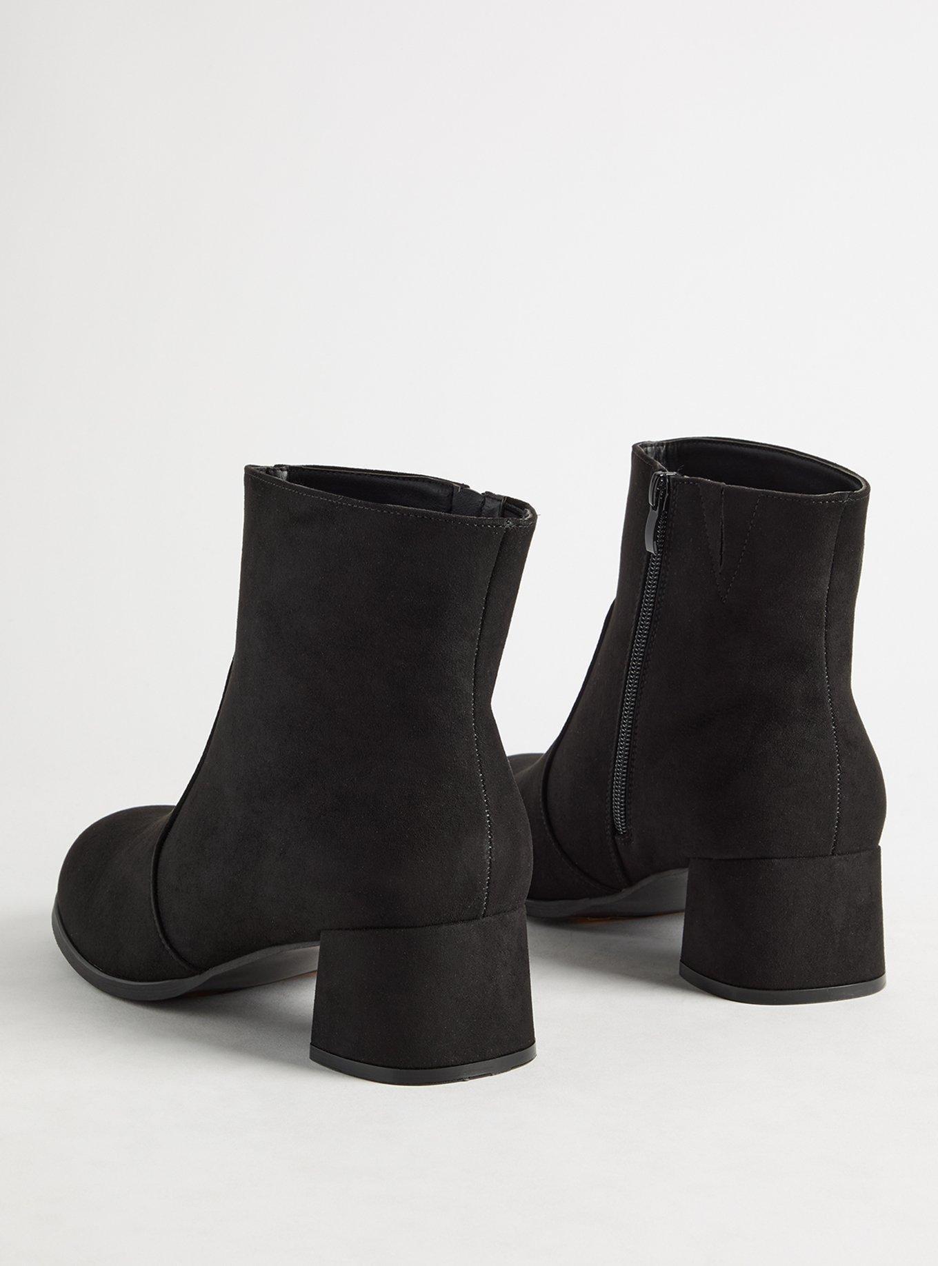 Ankle Block Heel Bootie (WW)