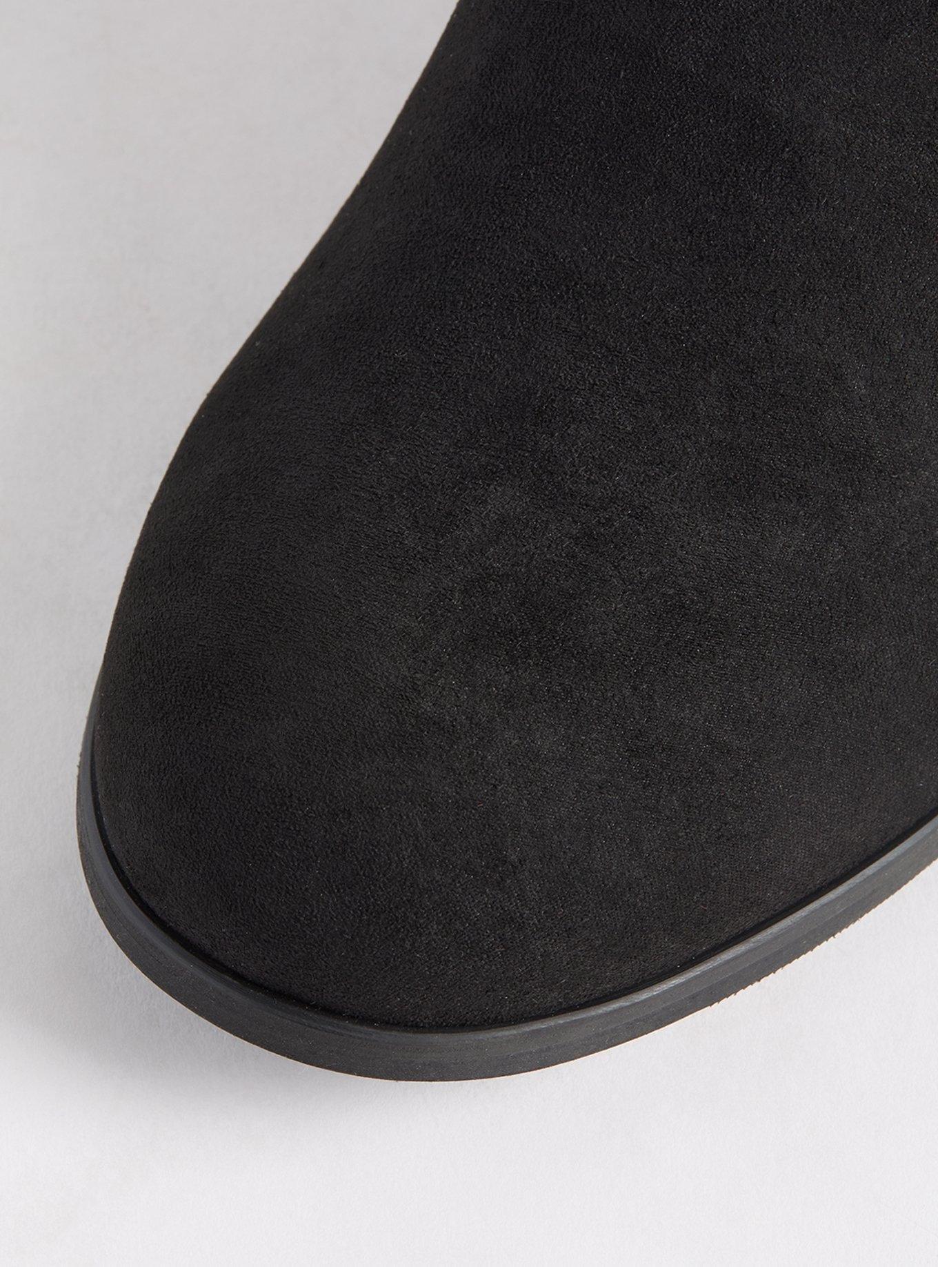 Ankle Block Heel Bootie (WW)