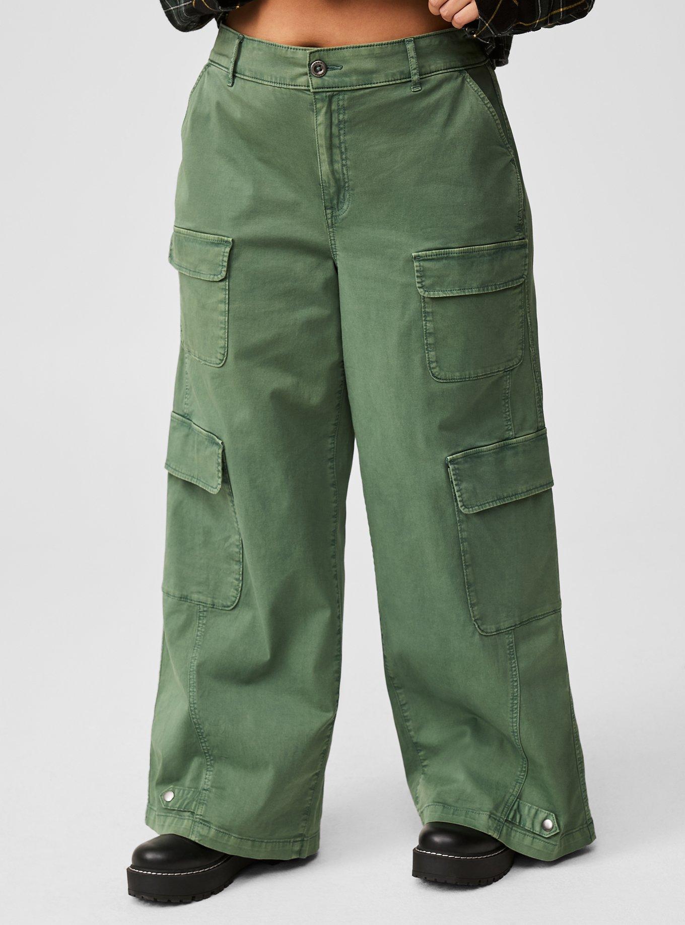 High Rise Baggy Cargo Pant 