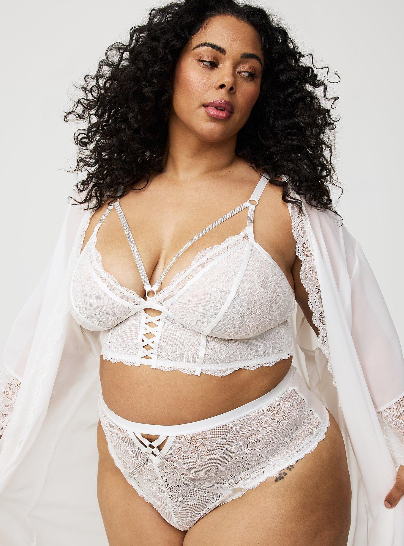 Diamante X Detail Mid-Rise G-String Panty