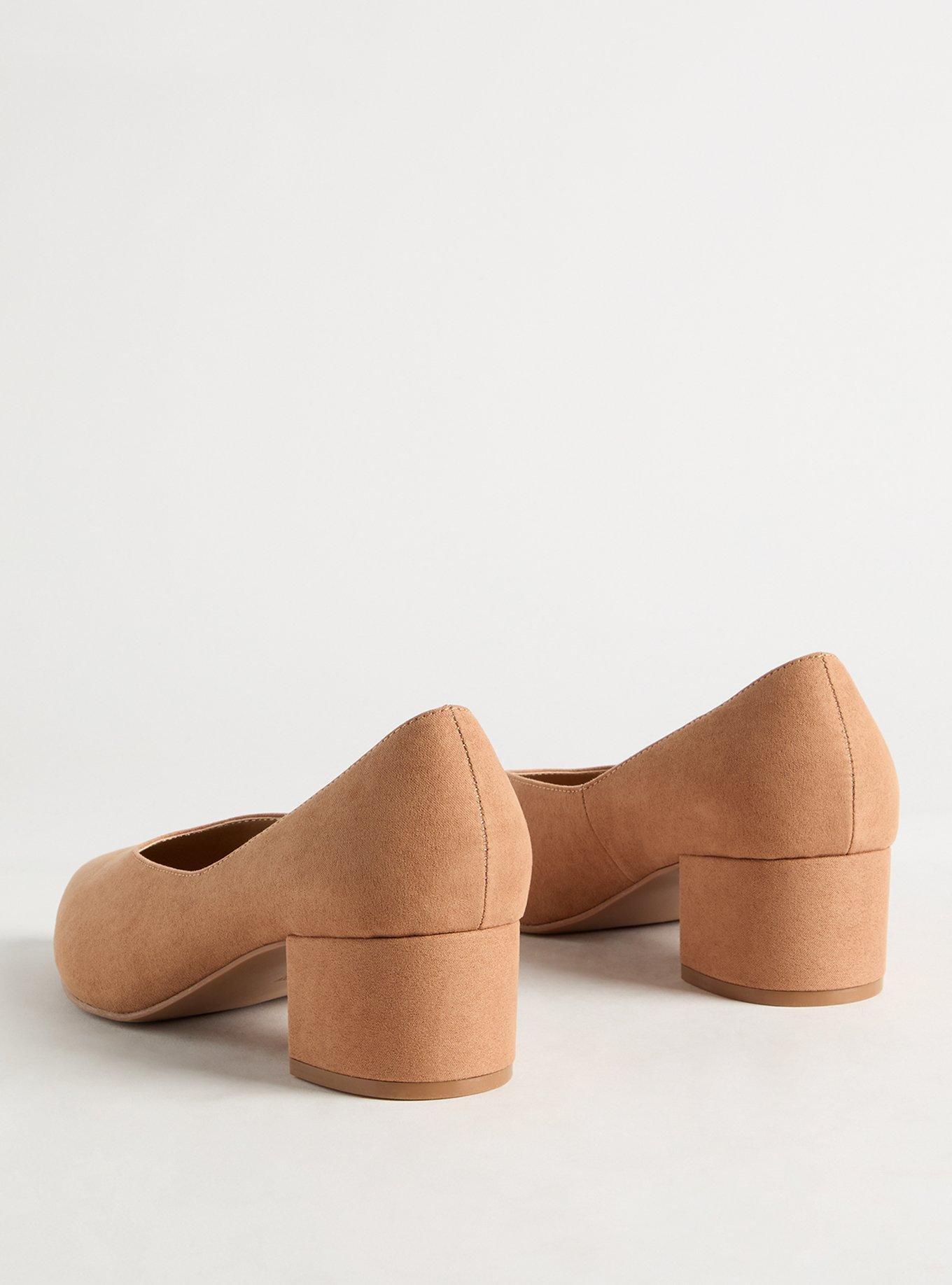 Pointed Toe Block Heel Pump (WW)