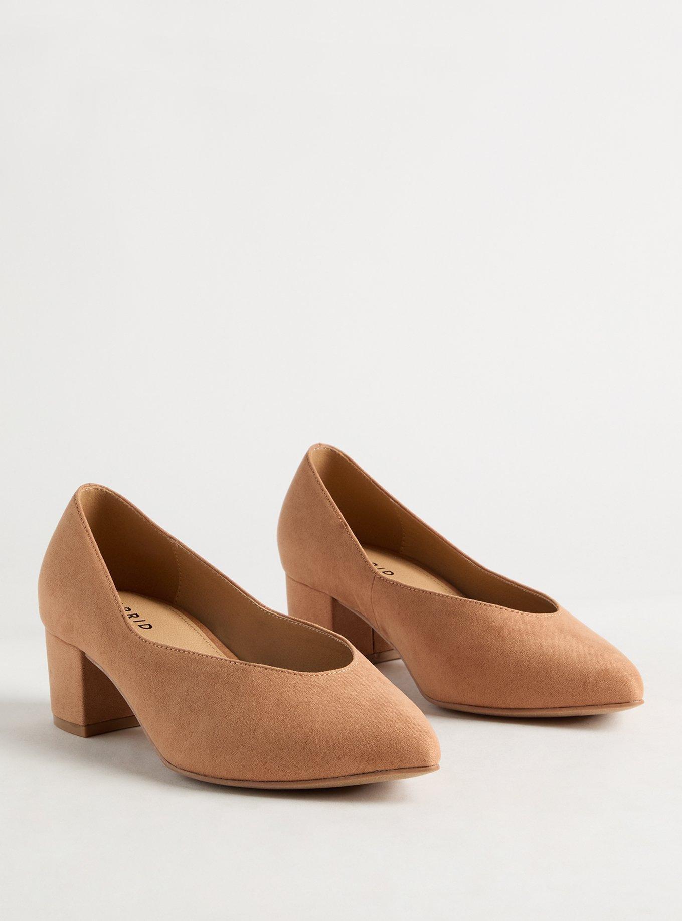 Pointed Toe Block Heel Pump (WW)